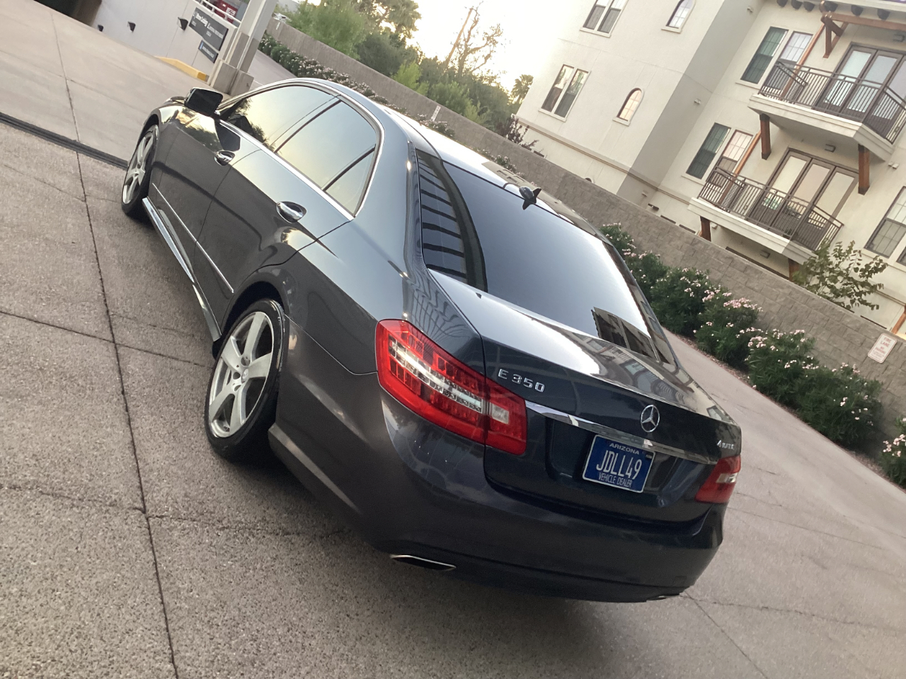 Mercedes-Benz E-Class E350 Sedan 4MATIC 2010 Mercedes-Benz E-Class E350 Sedan 4MATIC 2010