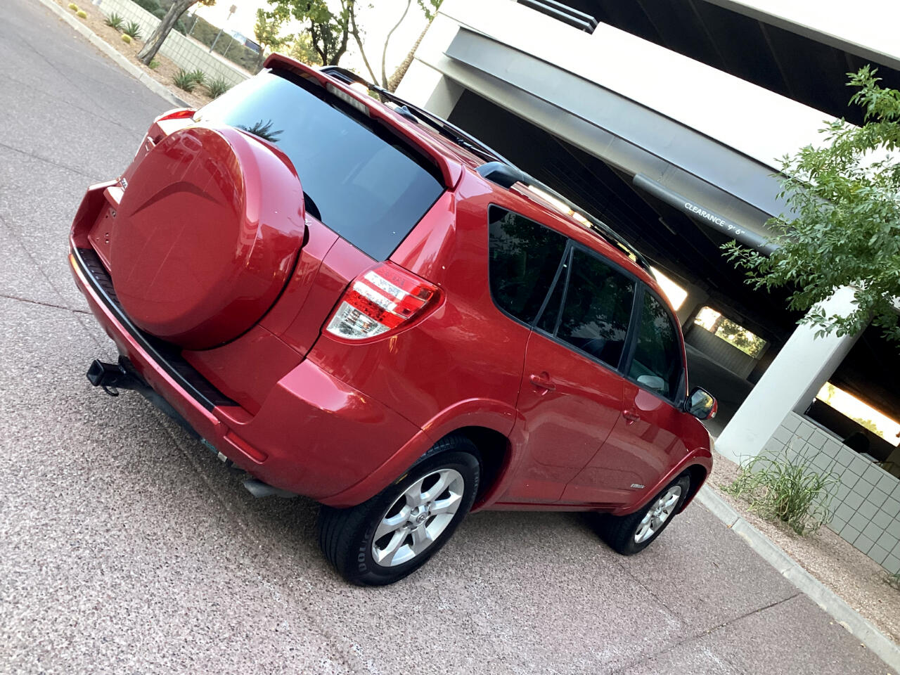 Toyota RAV4 Limited V6 2WD 2010