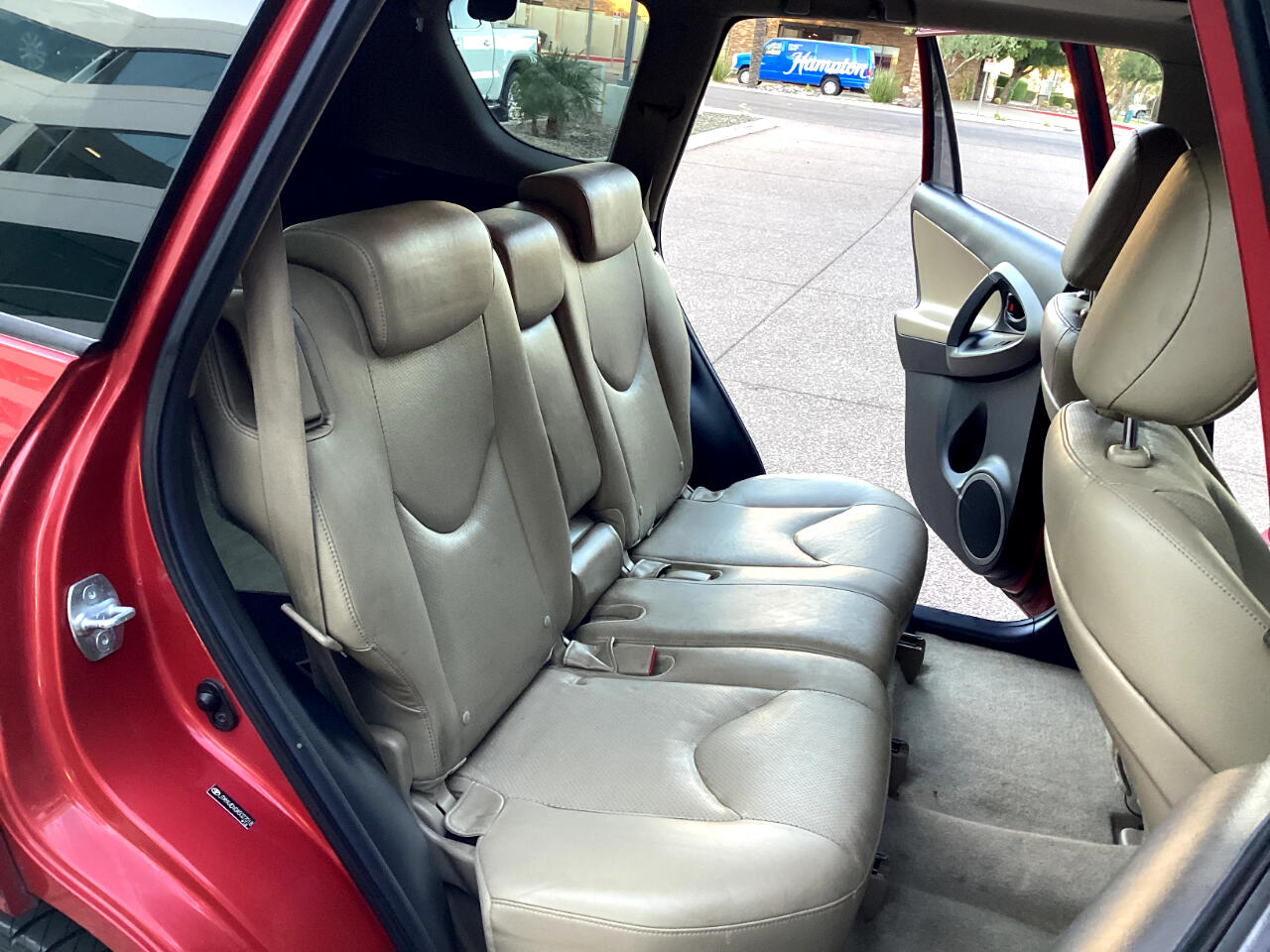 Toyota RAV4 Limited V6 2WD 2010