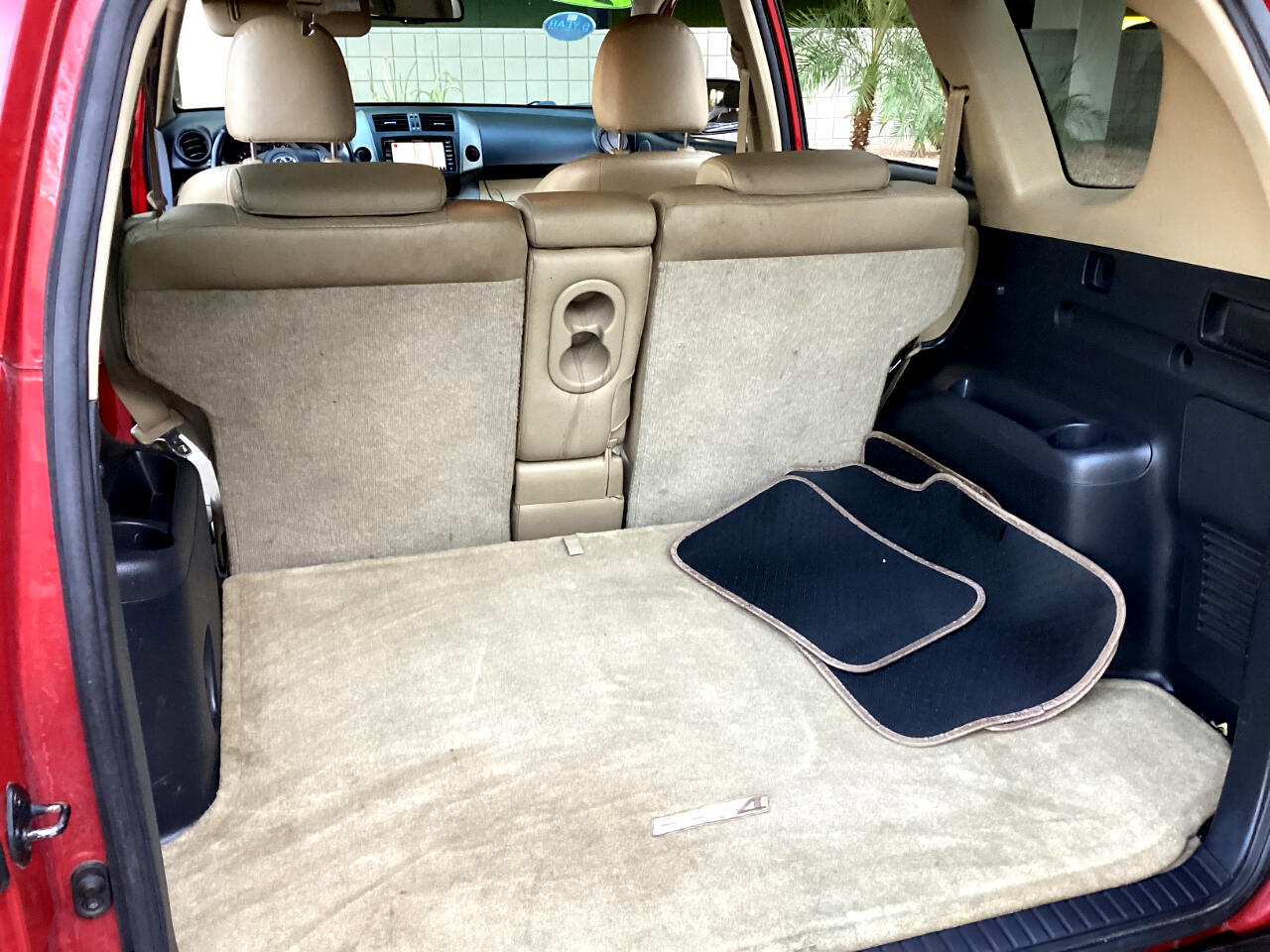 Toyota RAV4 Limited V6 2WD 2010