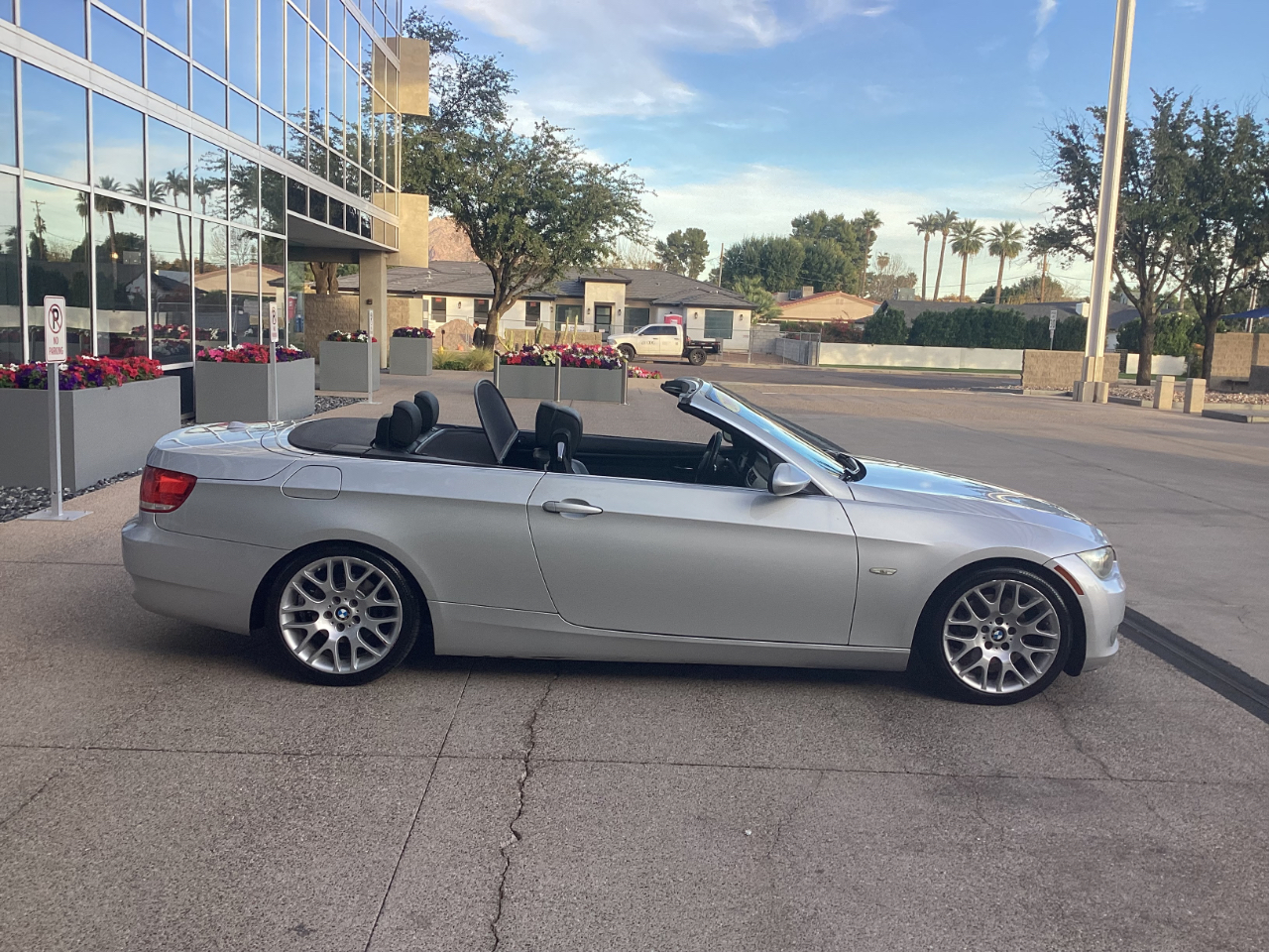 BMW 3-Series 328i Convertible 2008