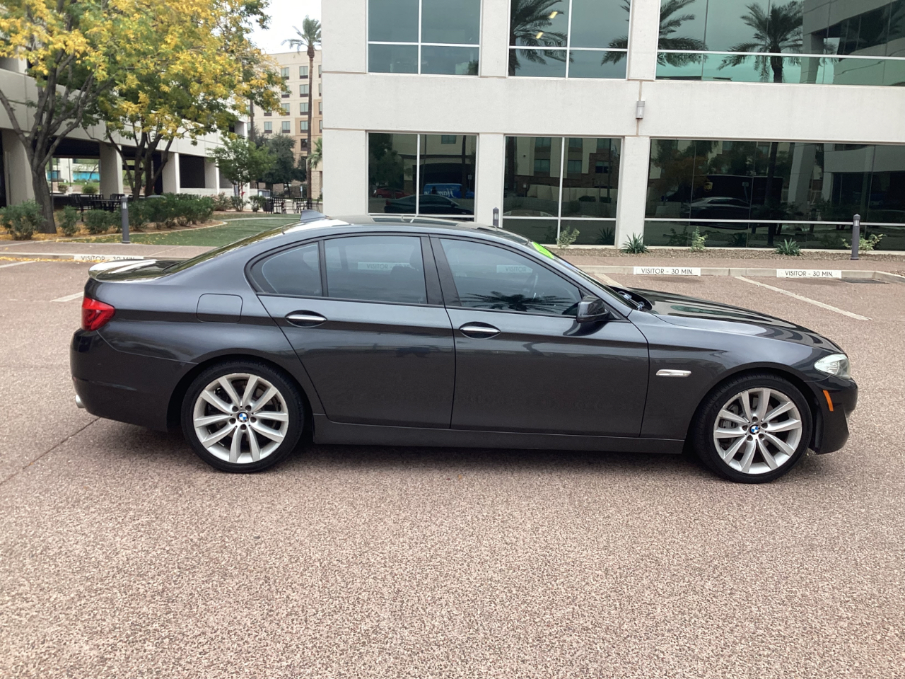 BMW 5-Series 535i 2012
