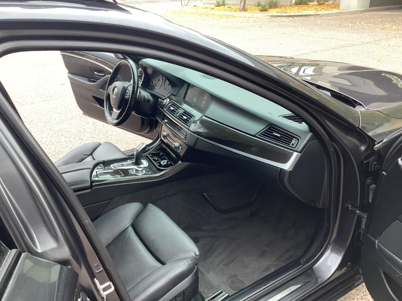 BMW 5-Series 535i 2012