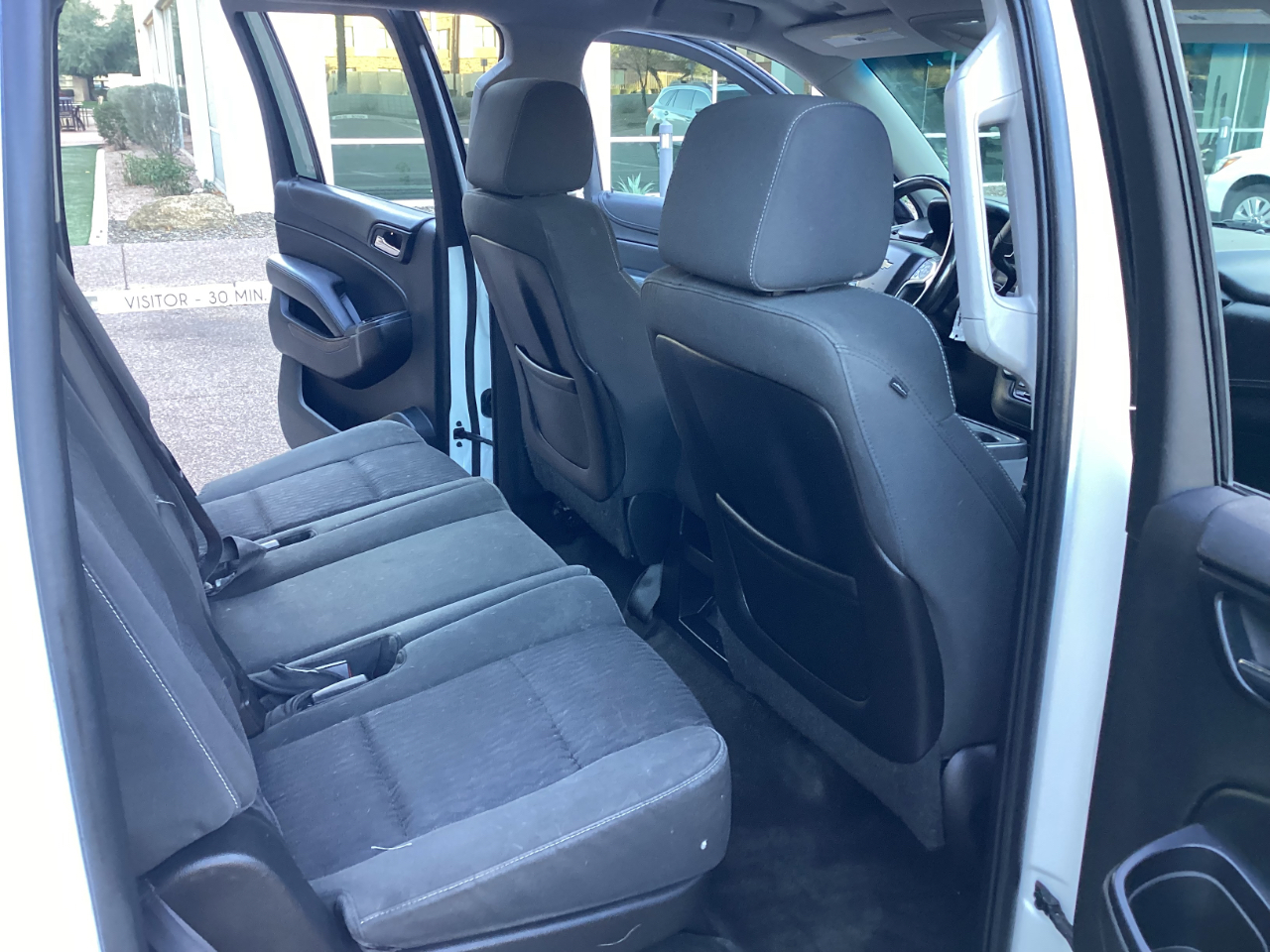 Chevrolet Suburban LS 2WD 2015