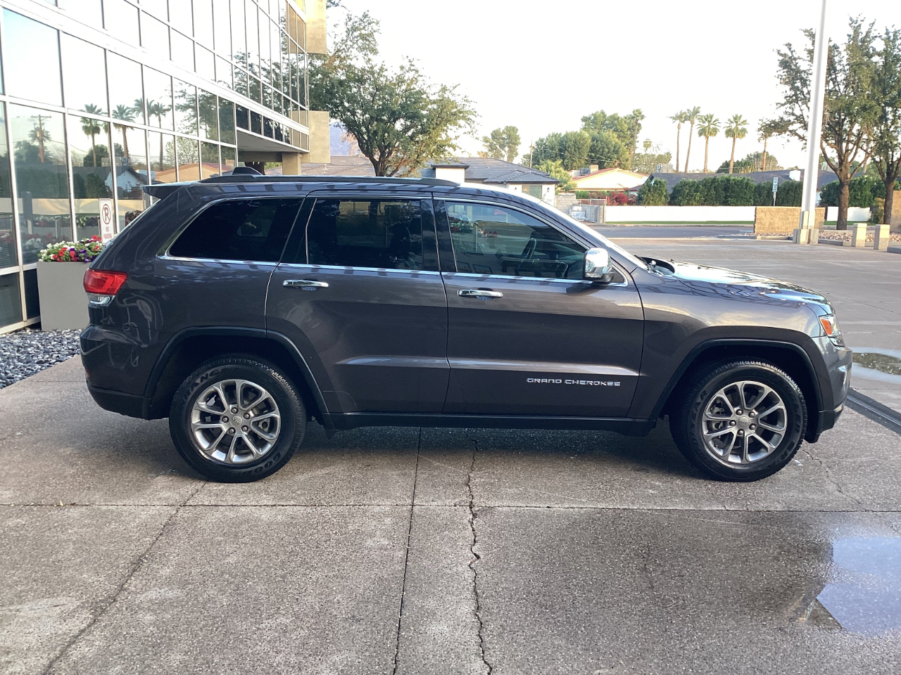 Jeep Grand Cherokee Limited 2WD 2015