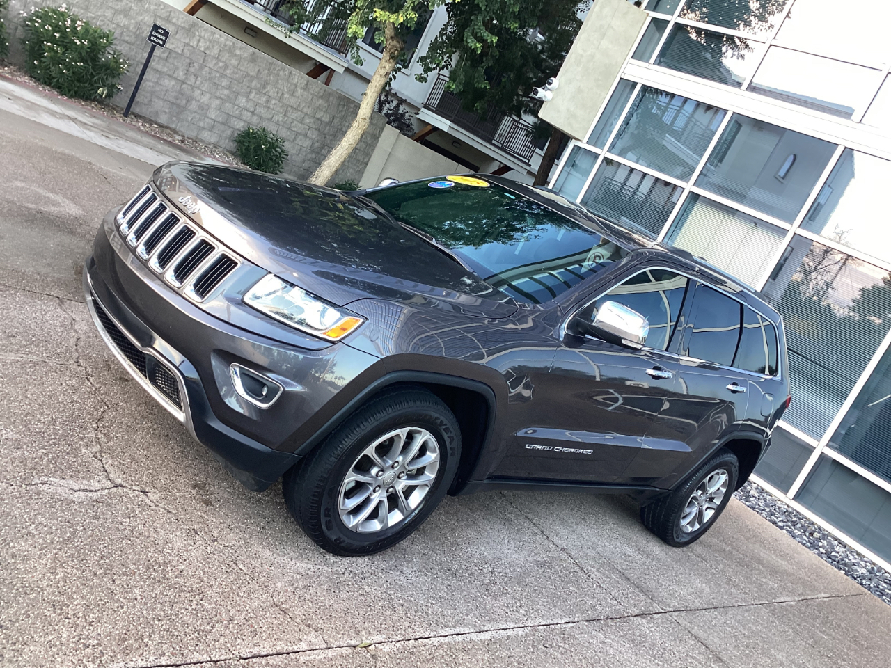 Jeep Grand Cherokee Limited 2WD 2015