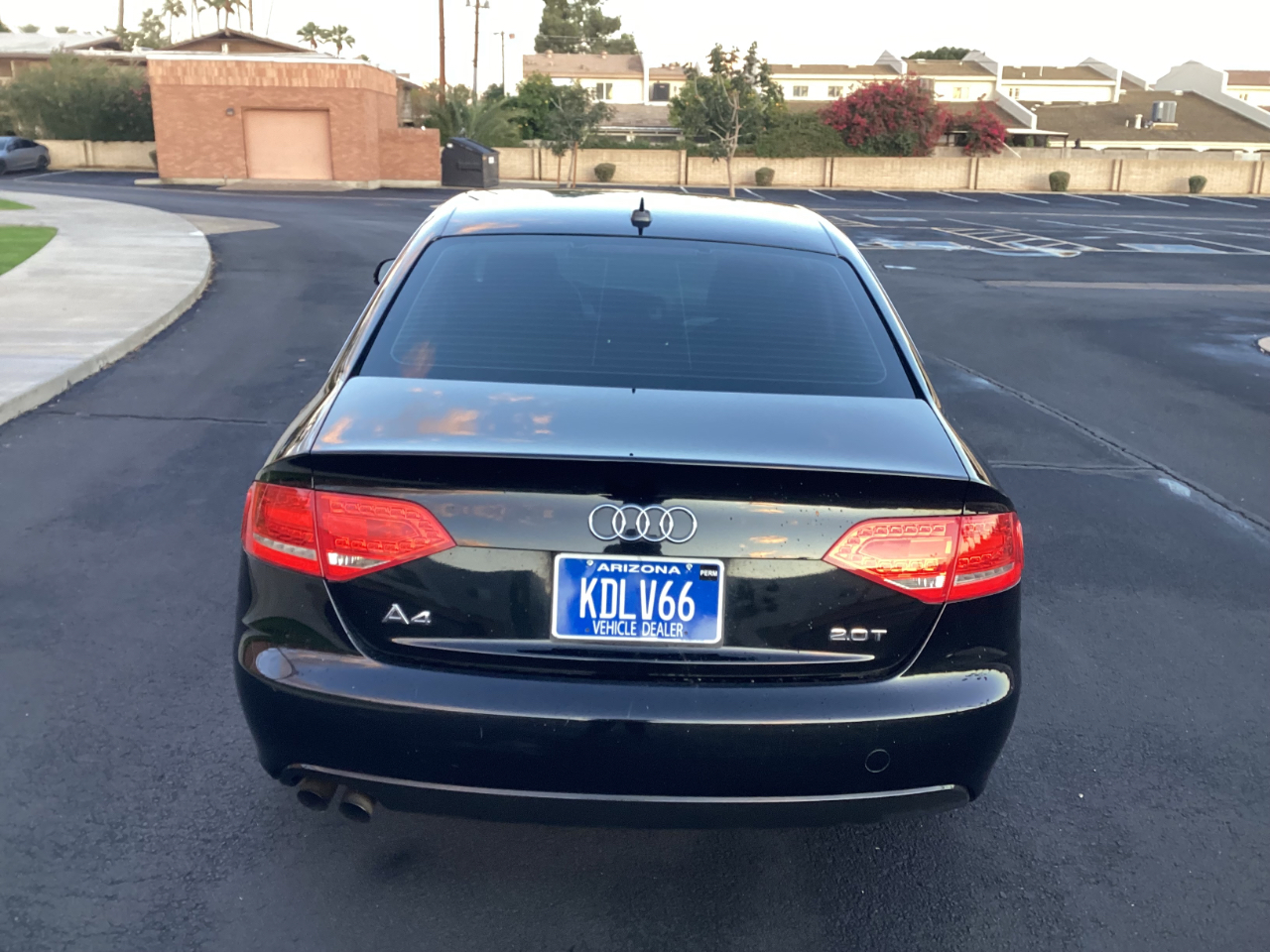 Audi A4 2.0 T Sedan FrontTrak Multitronic 2011