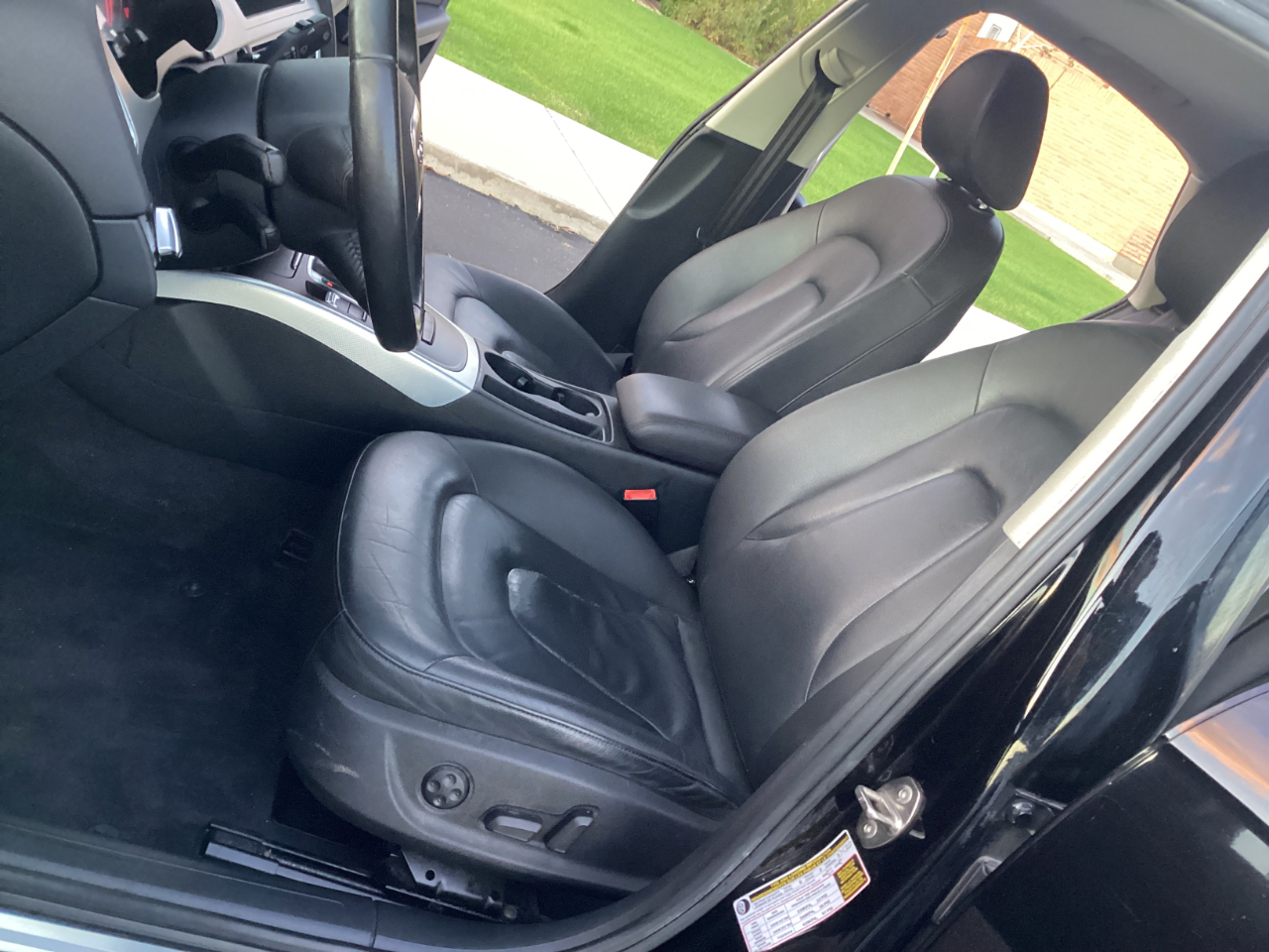 Audi A4 2.0 T Sedan FrontTrak Multitronic 2011