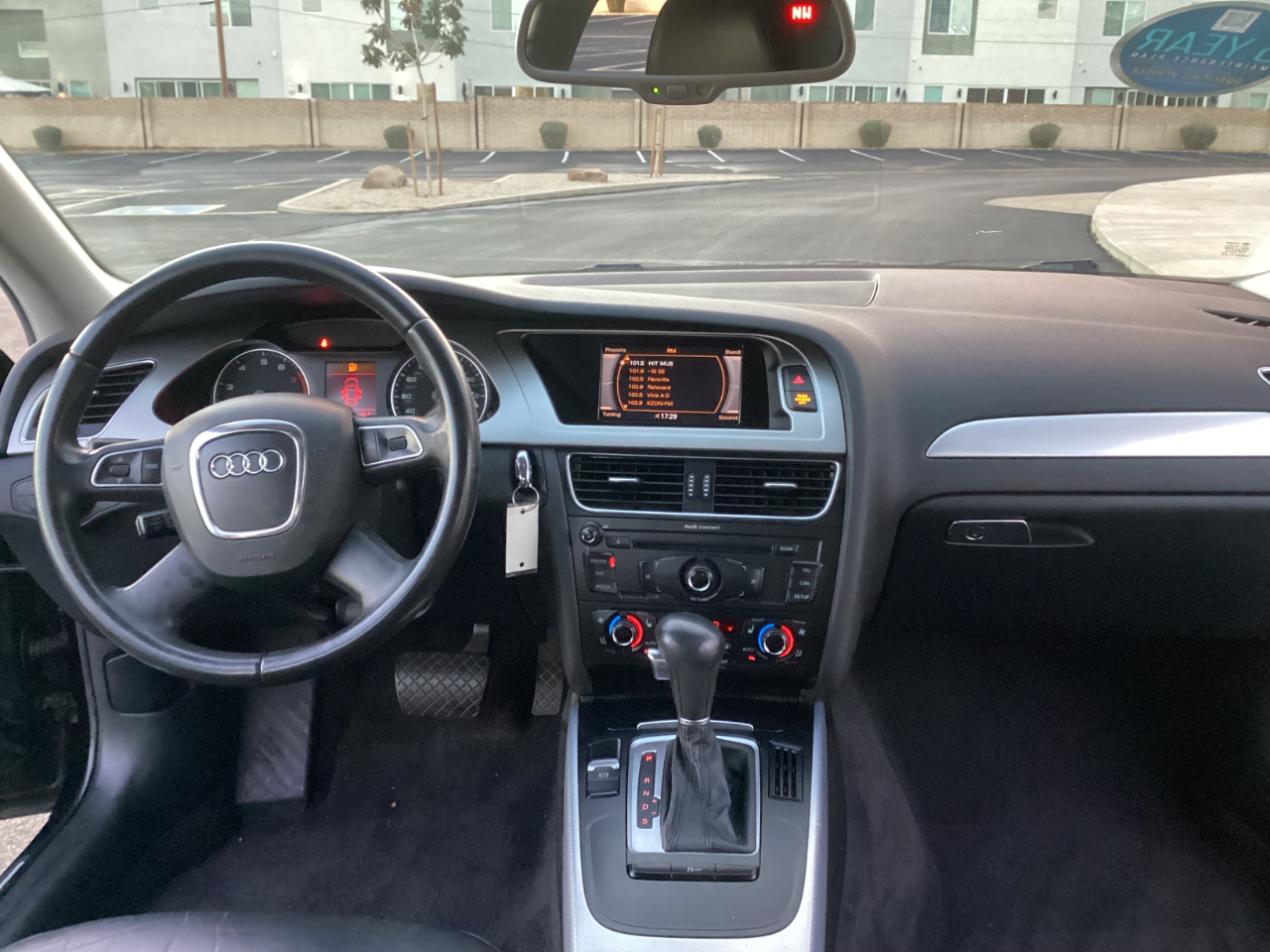 Audi A4 2.0 T Sedan FrontTrak Multitronic 2011