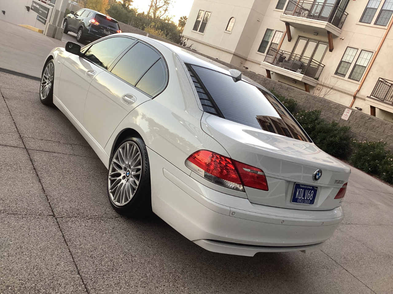BMW 7-Series 750i 2008