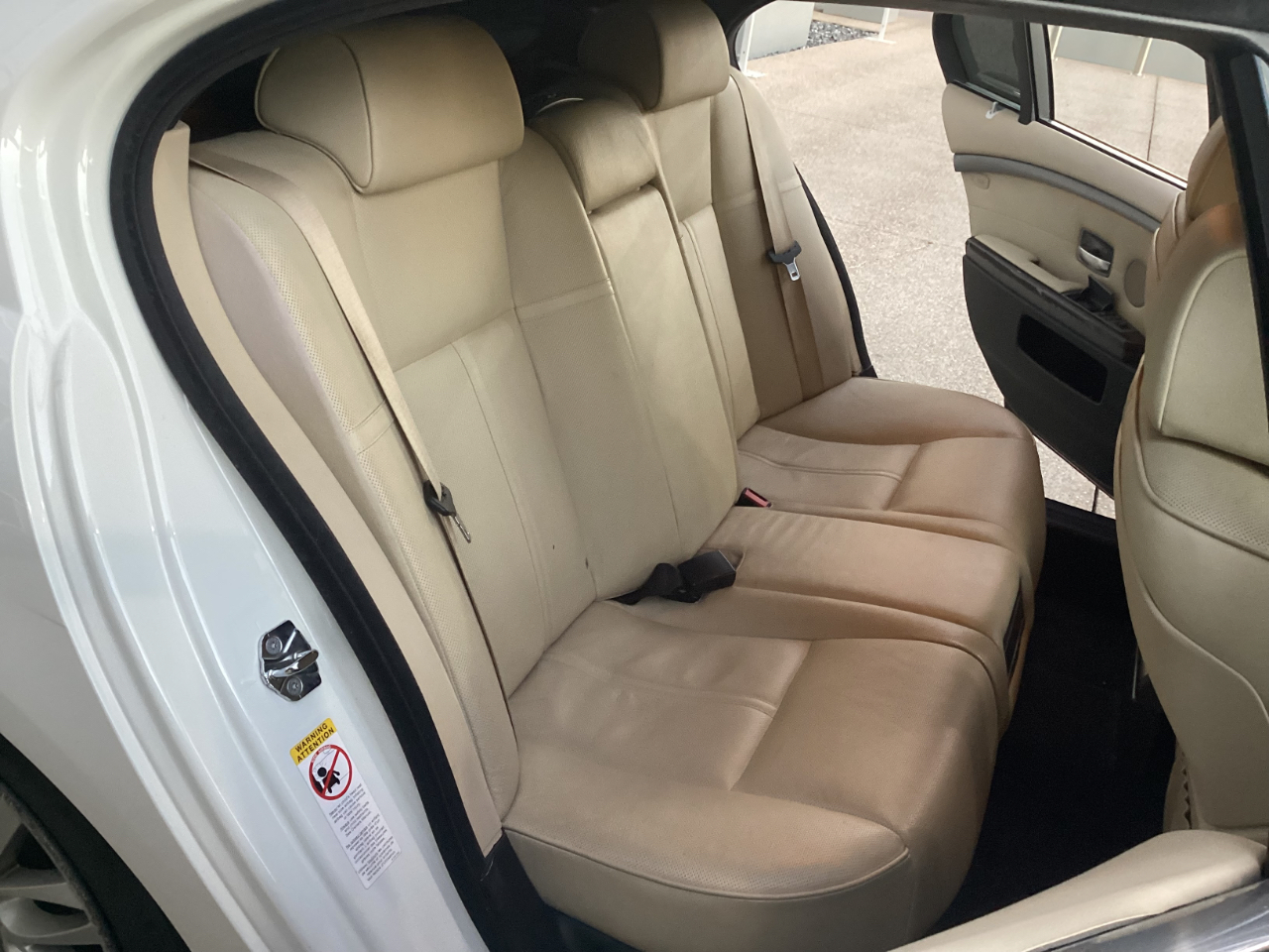 BMW 7-Series 750i 2008