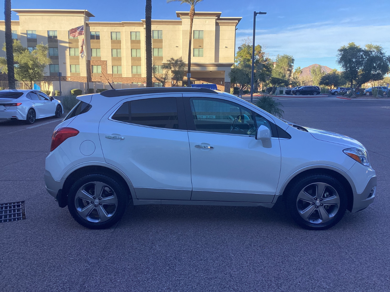Buick Encore Convenience FWD 2013