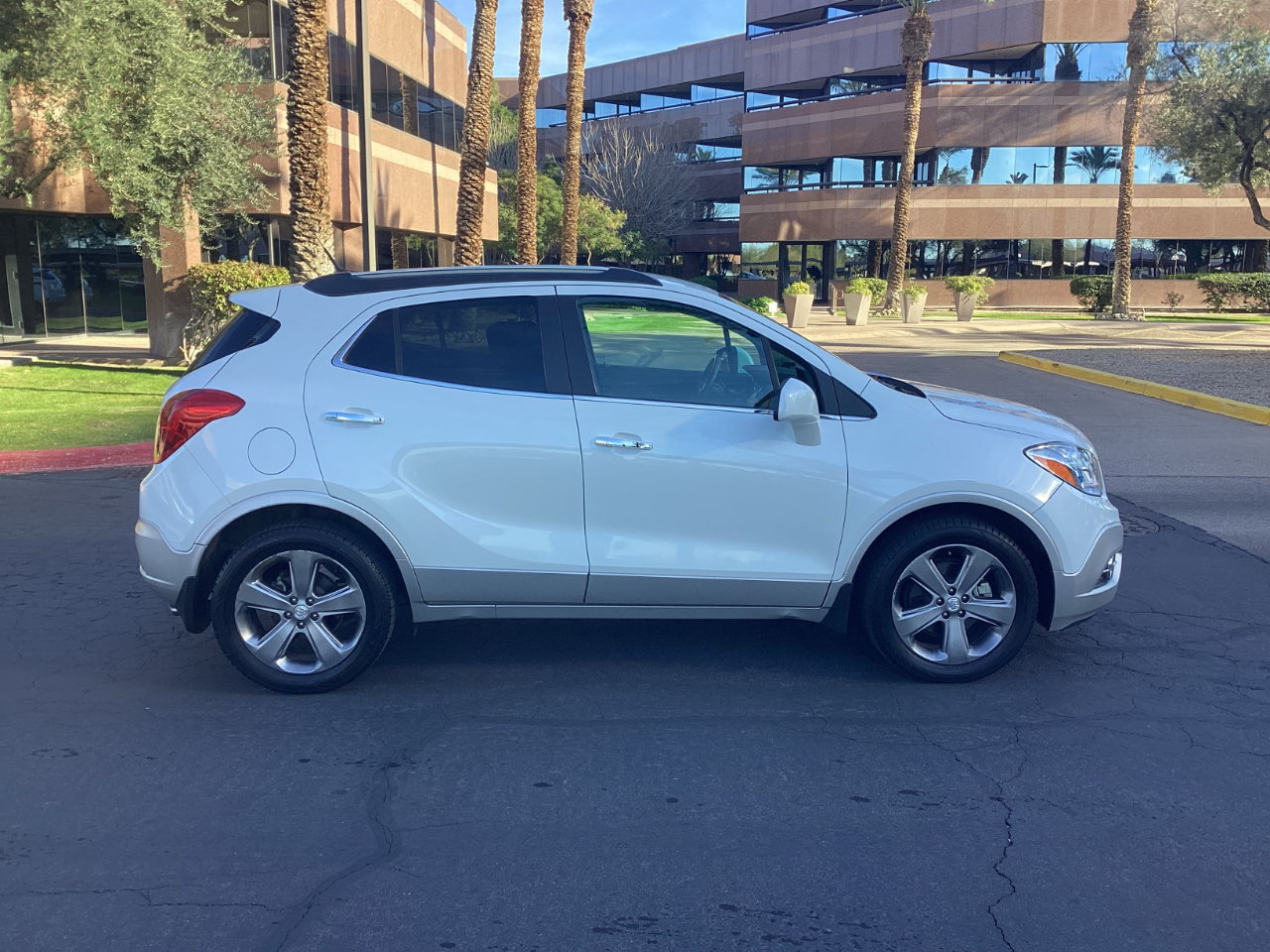 Buick Encore Convenience FWD 2013