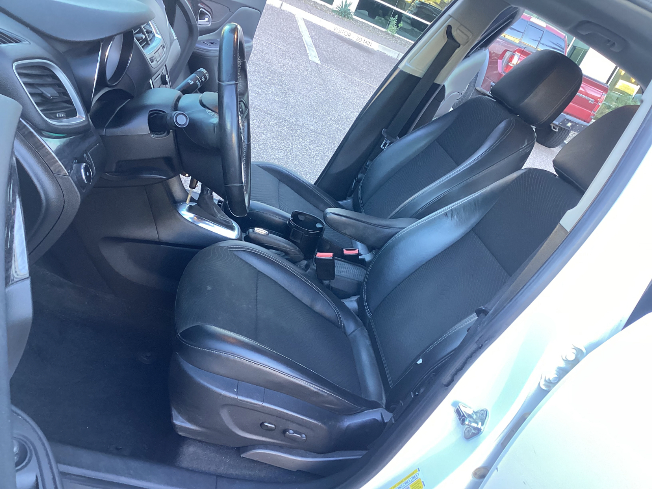 Buick Encore Convenience FWD 2013