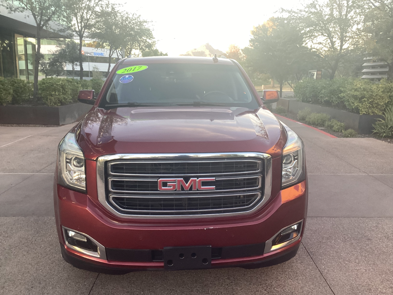 GMC Yukon XL SLT 2WD 2017