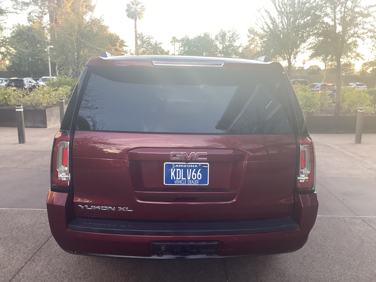 GMC Yukon XL SLT 2WD 2017