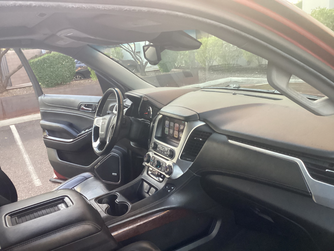 GMC Yukon XL SLT 2WD 2017