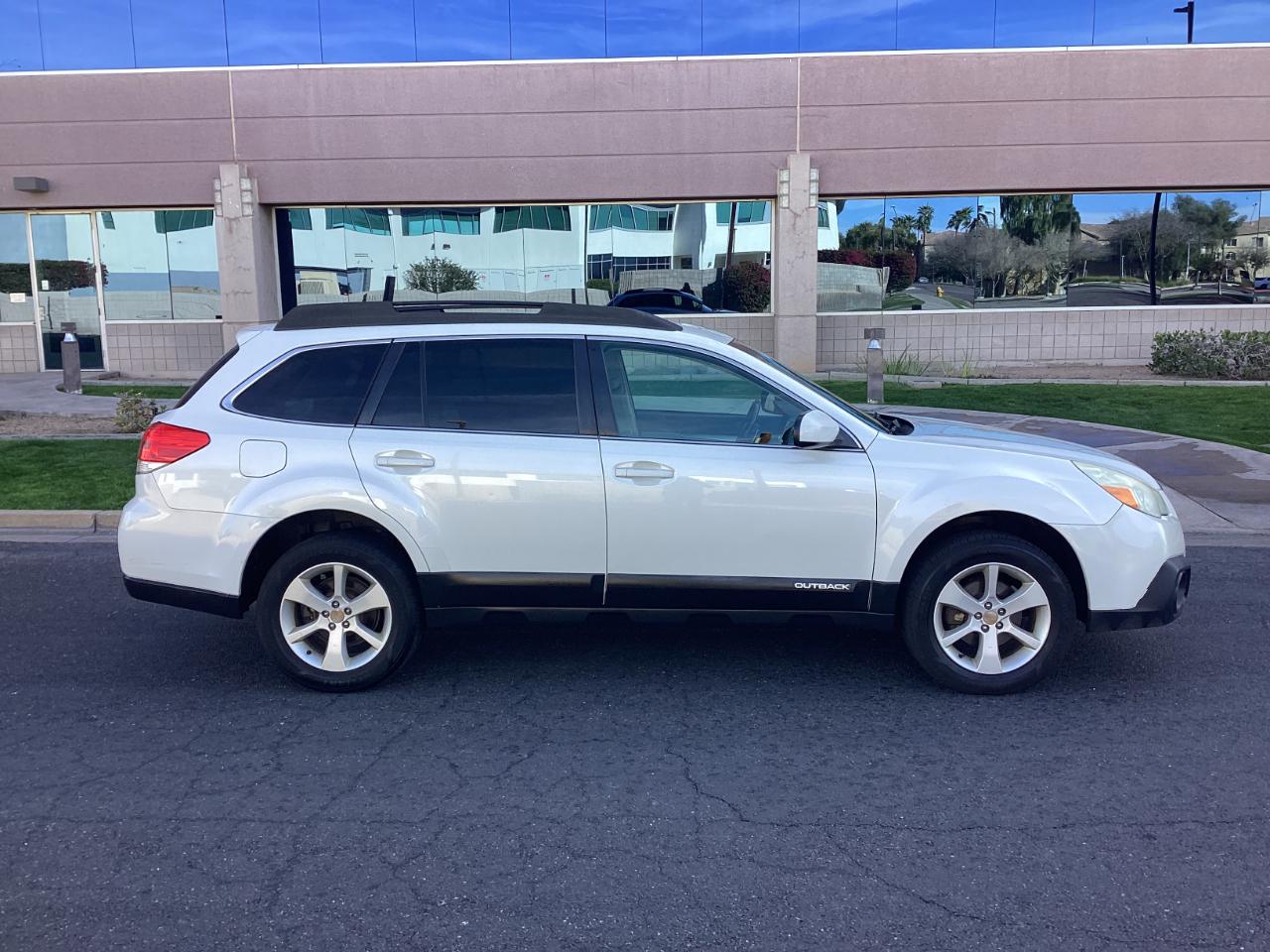 Subaru Outback 2.5i Premium 2014