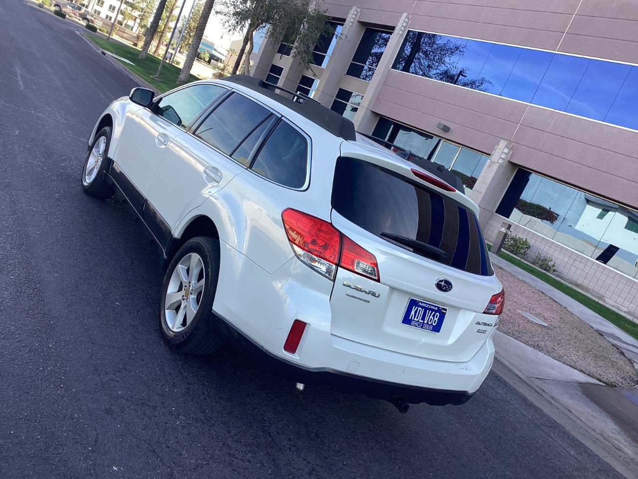 Subaru Outback 2.5i Premium 2014