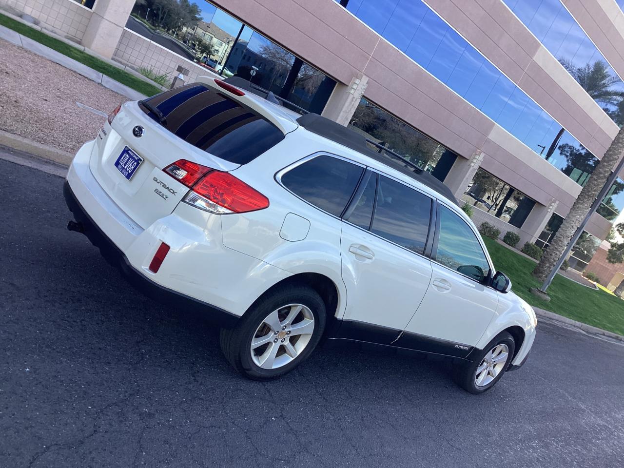 Subaru Outback 2.5i Premium 2014