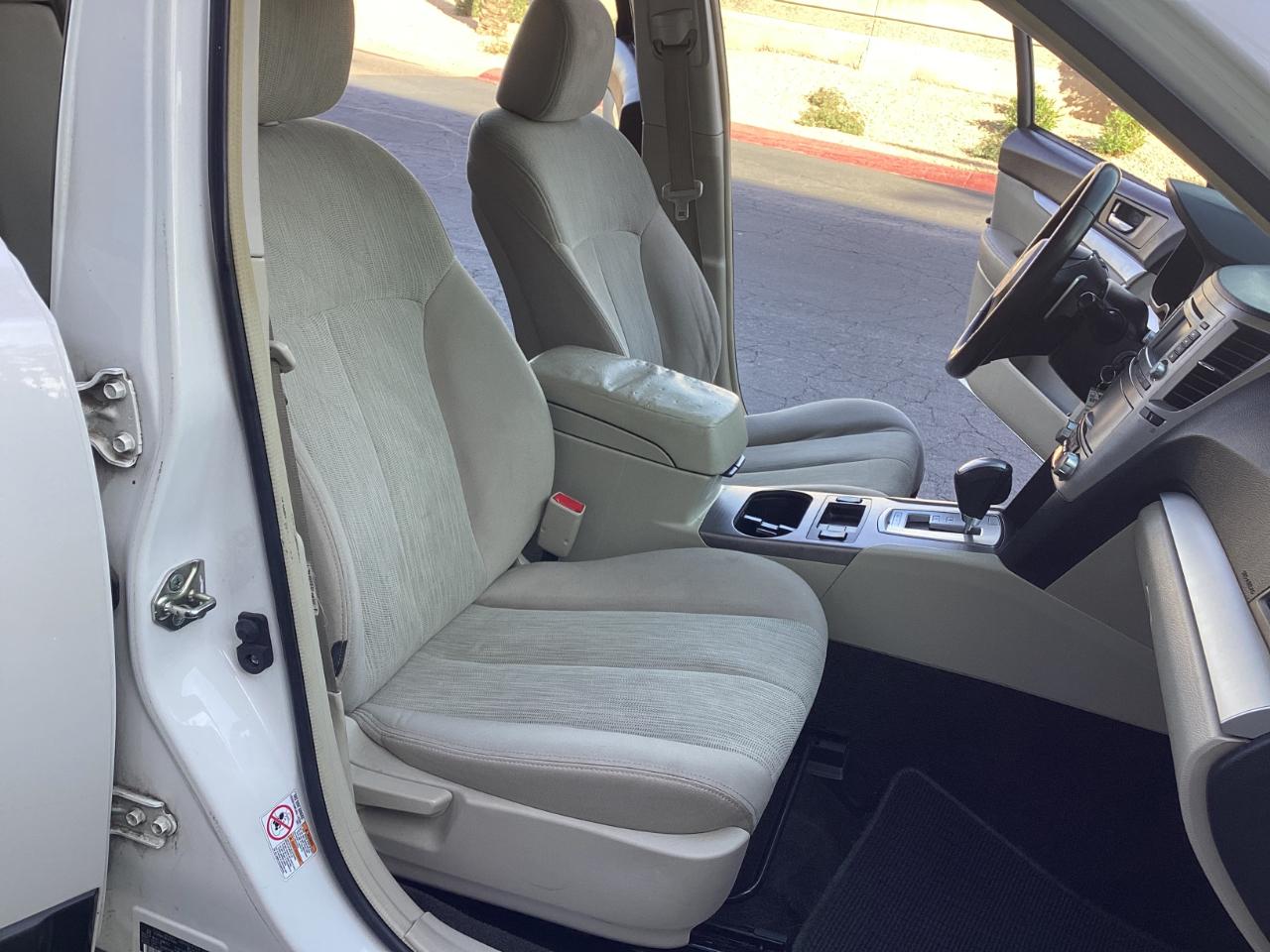 Subaru Outback 2.5i Premium 2014