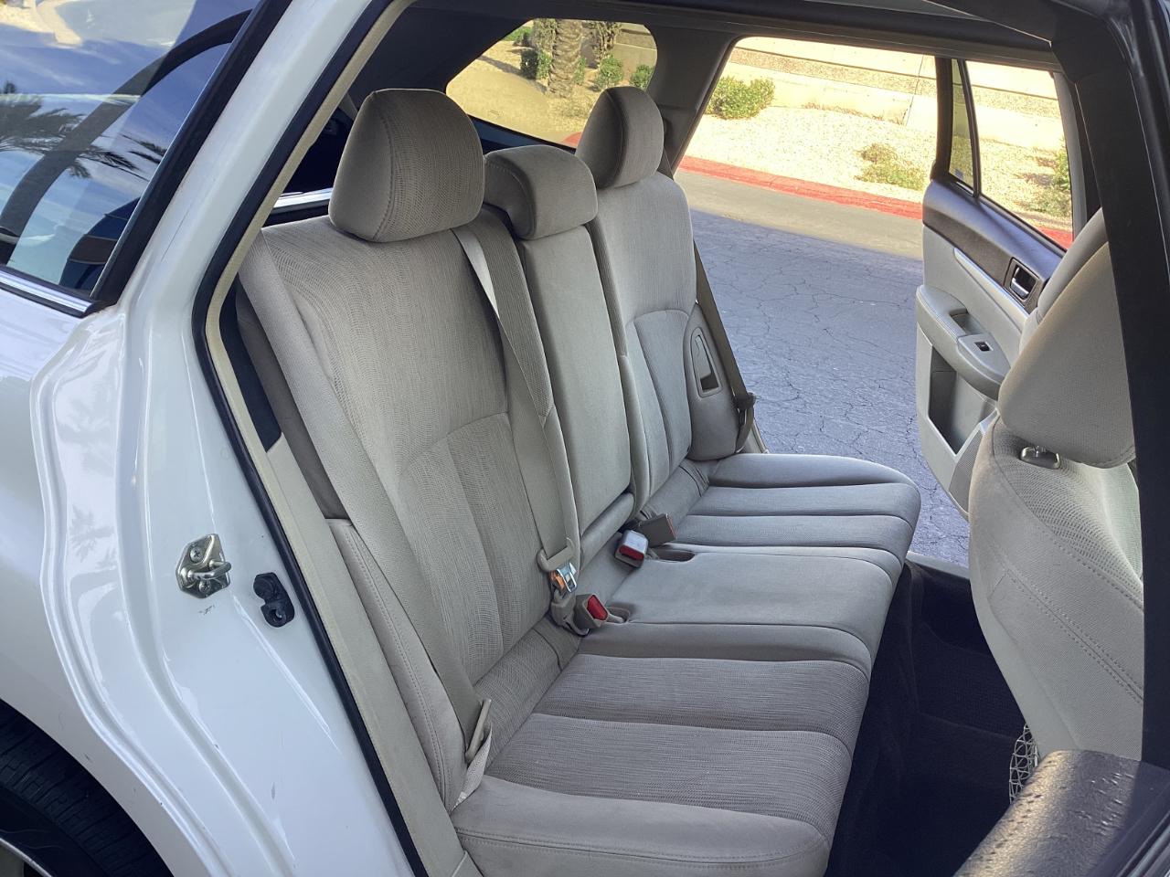 Subaru Outback 2.5i Premium 2014