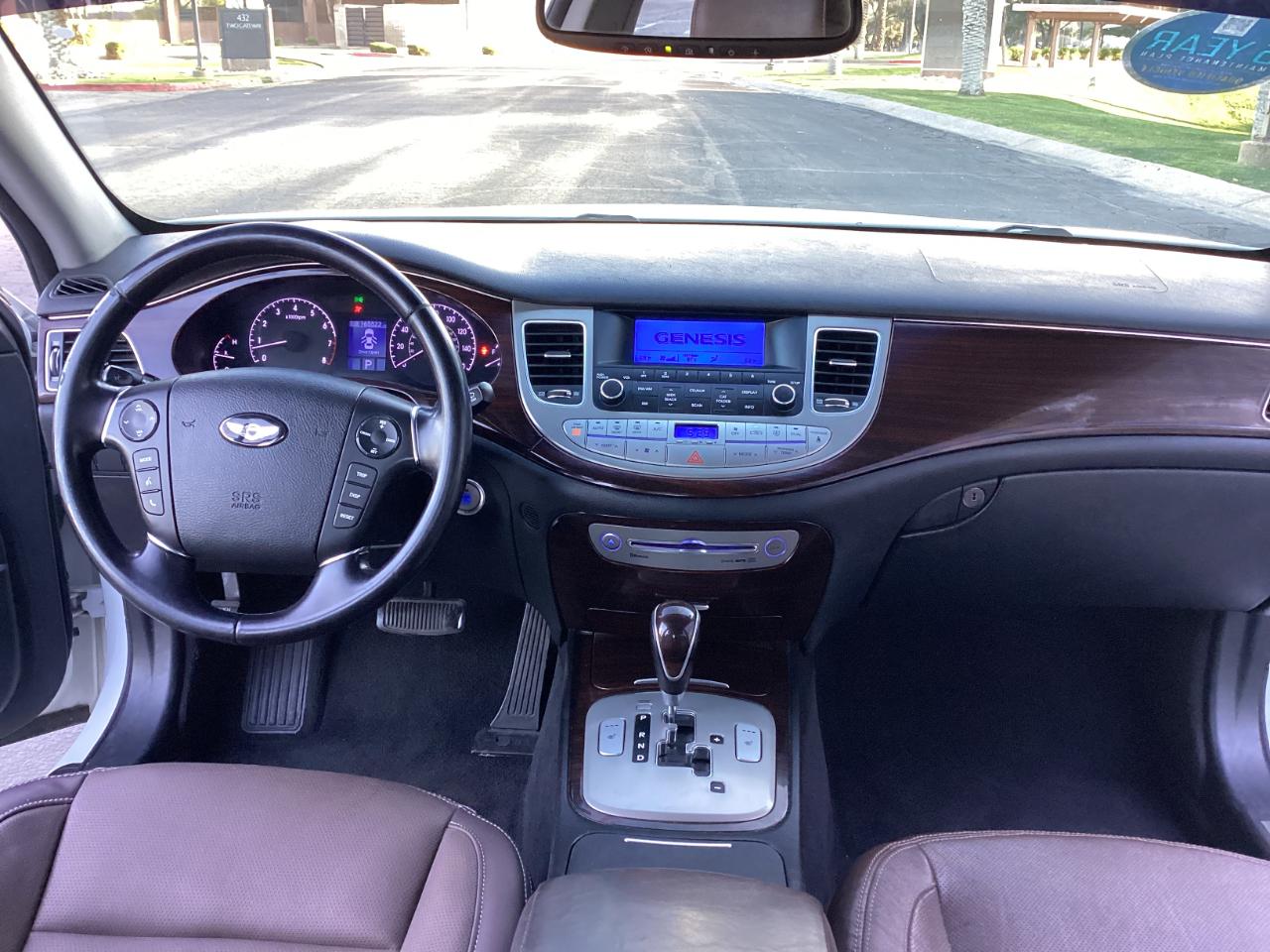 Hyundai Genesis 3.8L 2013