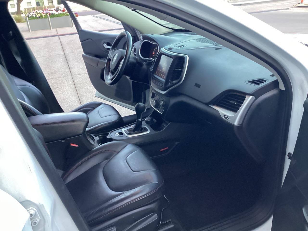 Jeep Cherokee Trailhawk 4WD 2014