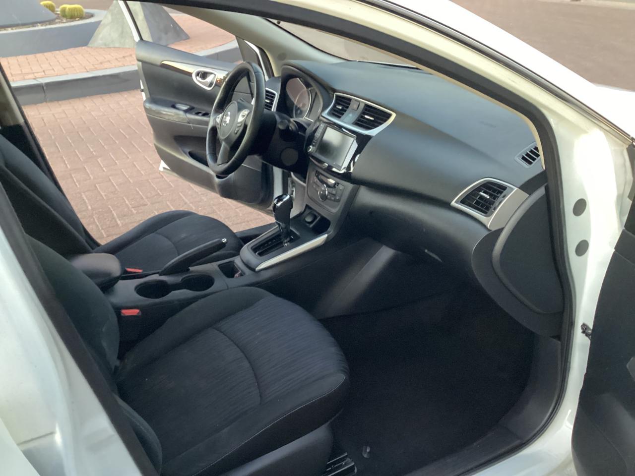 Nissan Sentra S CVT 2019