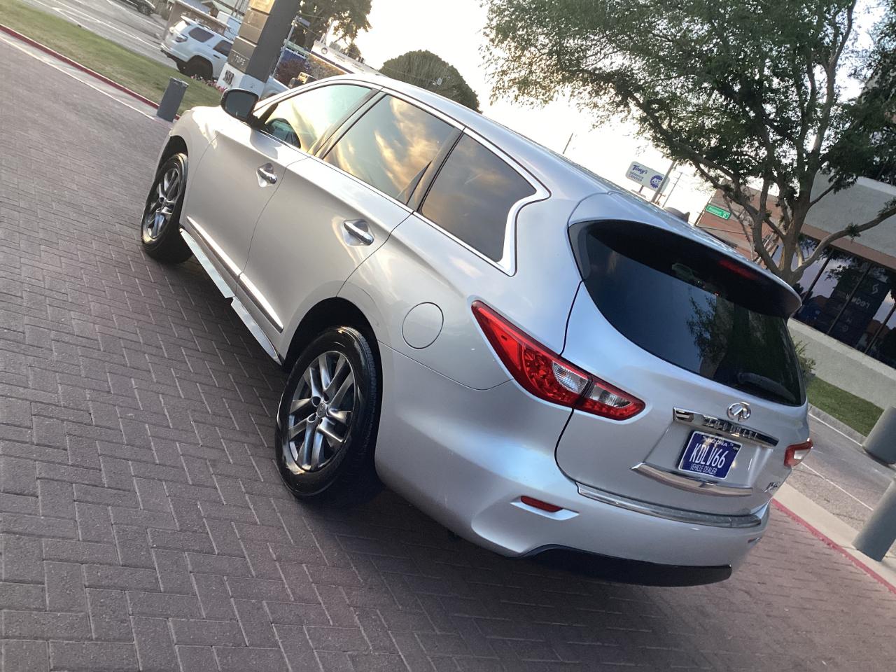 Infiniti JX AWD 2013