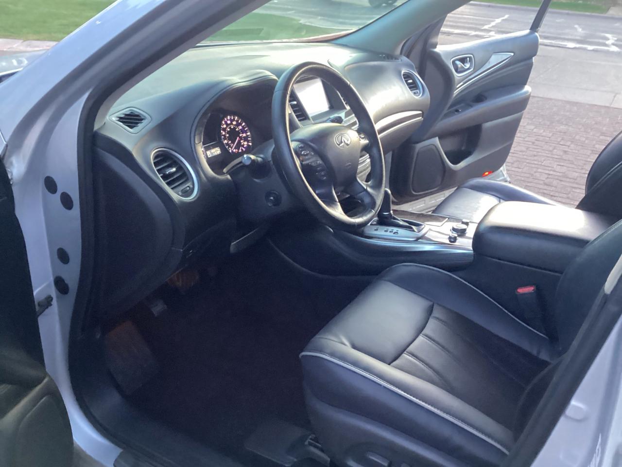 Infiniti JX AWD 2013