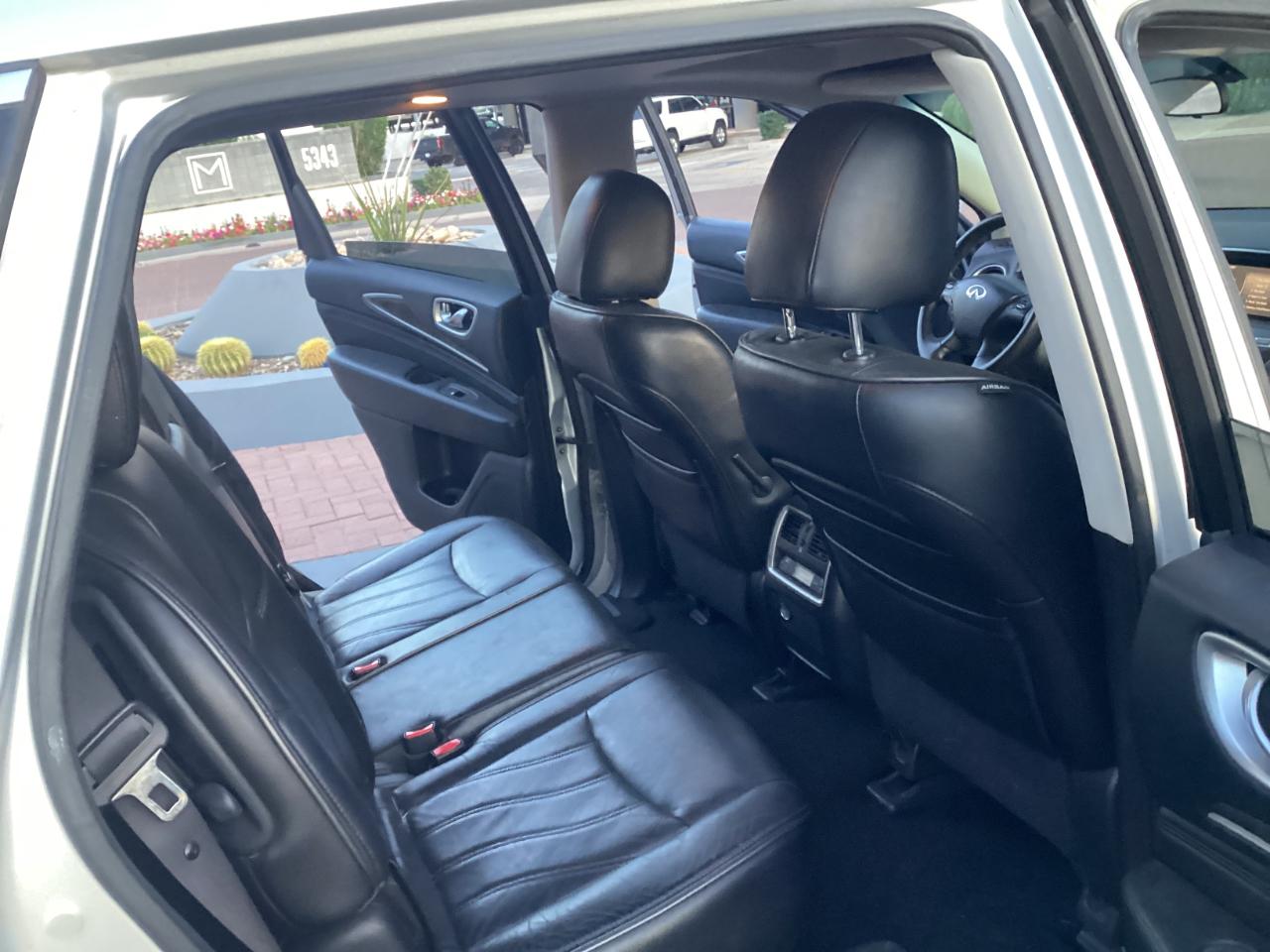 Infiniti JX AWD 2013