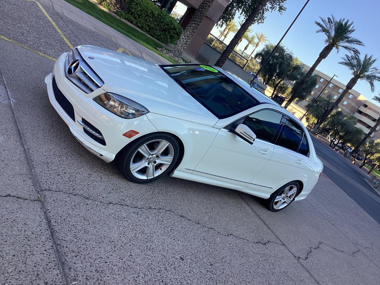 Mercedes-Benz C-Class C300 4MATIC Luxury Sedan 2011