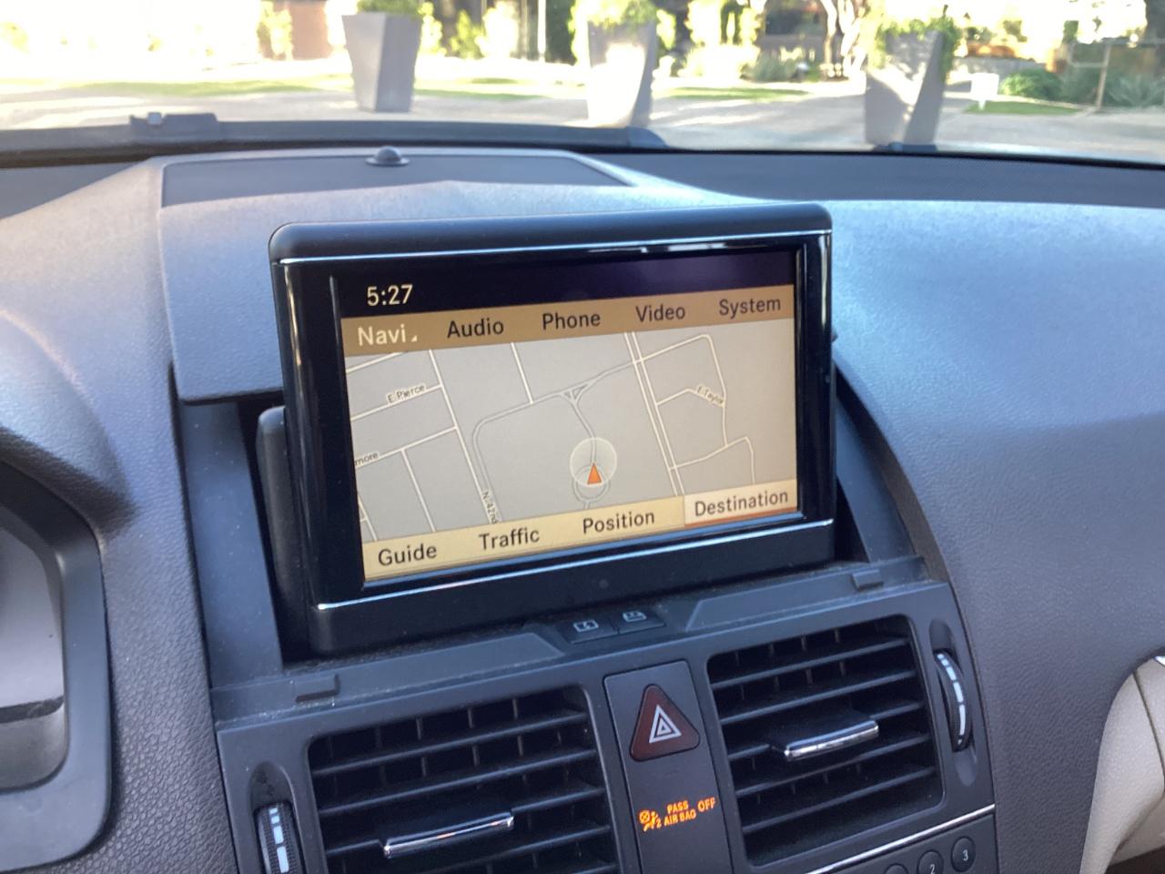 Mercedes-Benz C-Class C300 4MATIC Luxury Sedan 2011