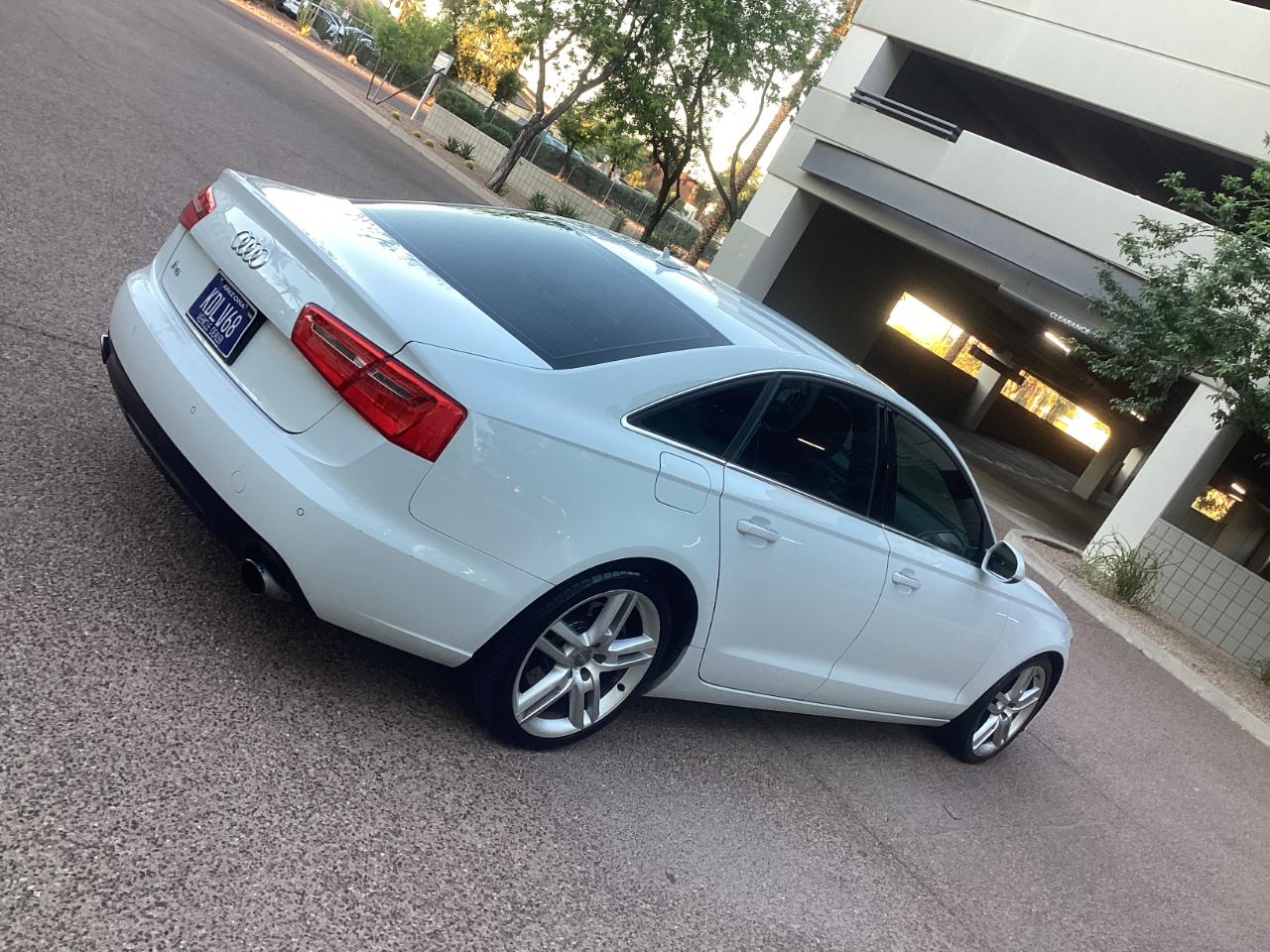 Audi A6 2.0T Premium Sedan FrontTrak Multitronic 2014