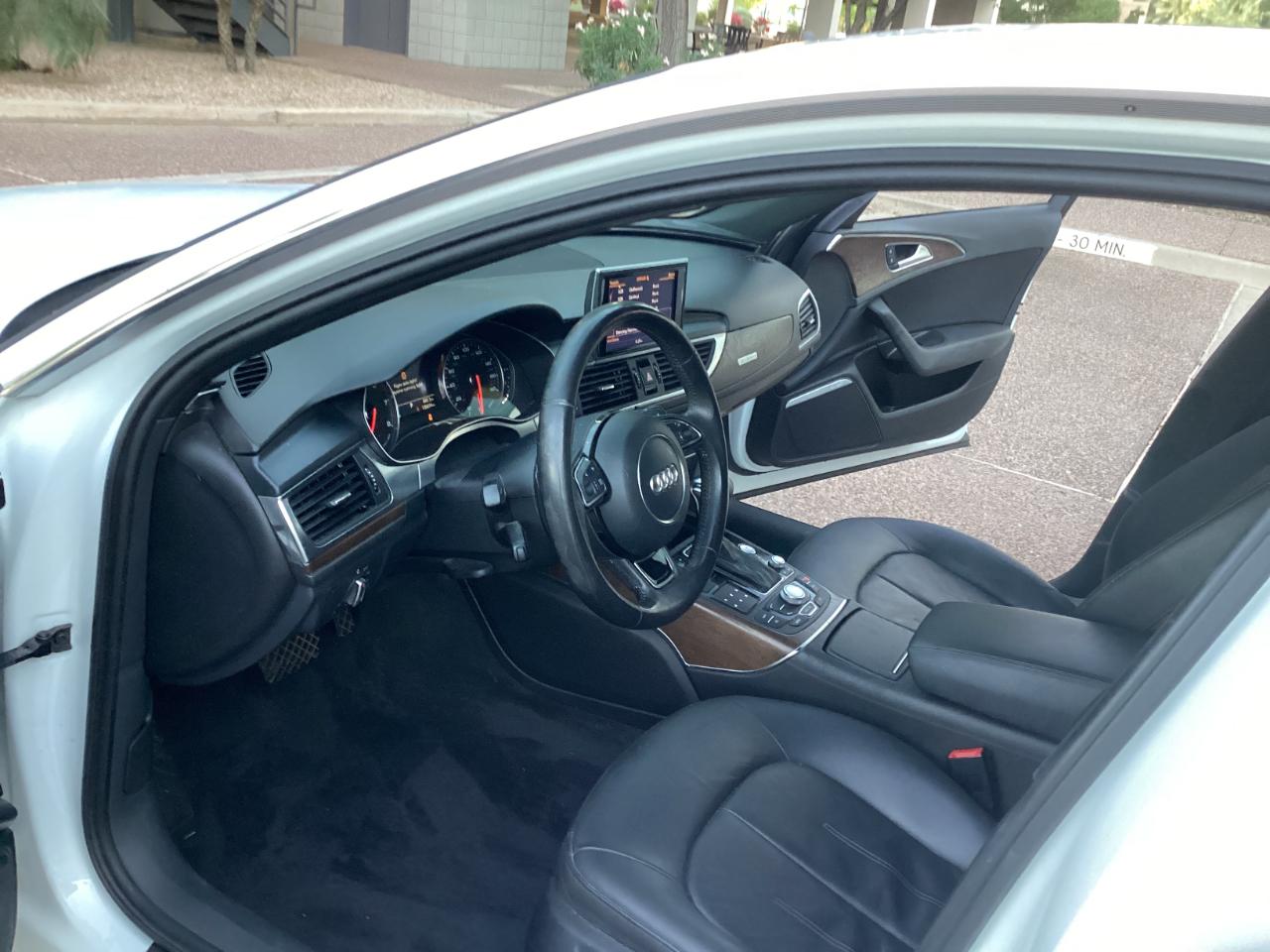 Audi A6 2.0T Premium Sedan FrontTrak Multitronic 2014