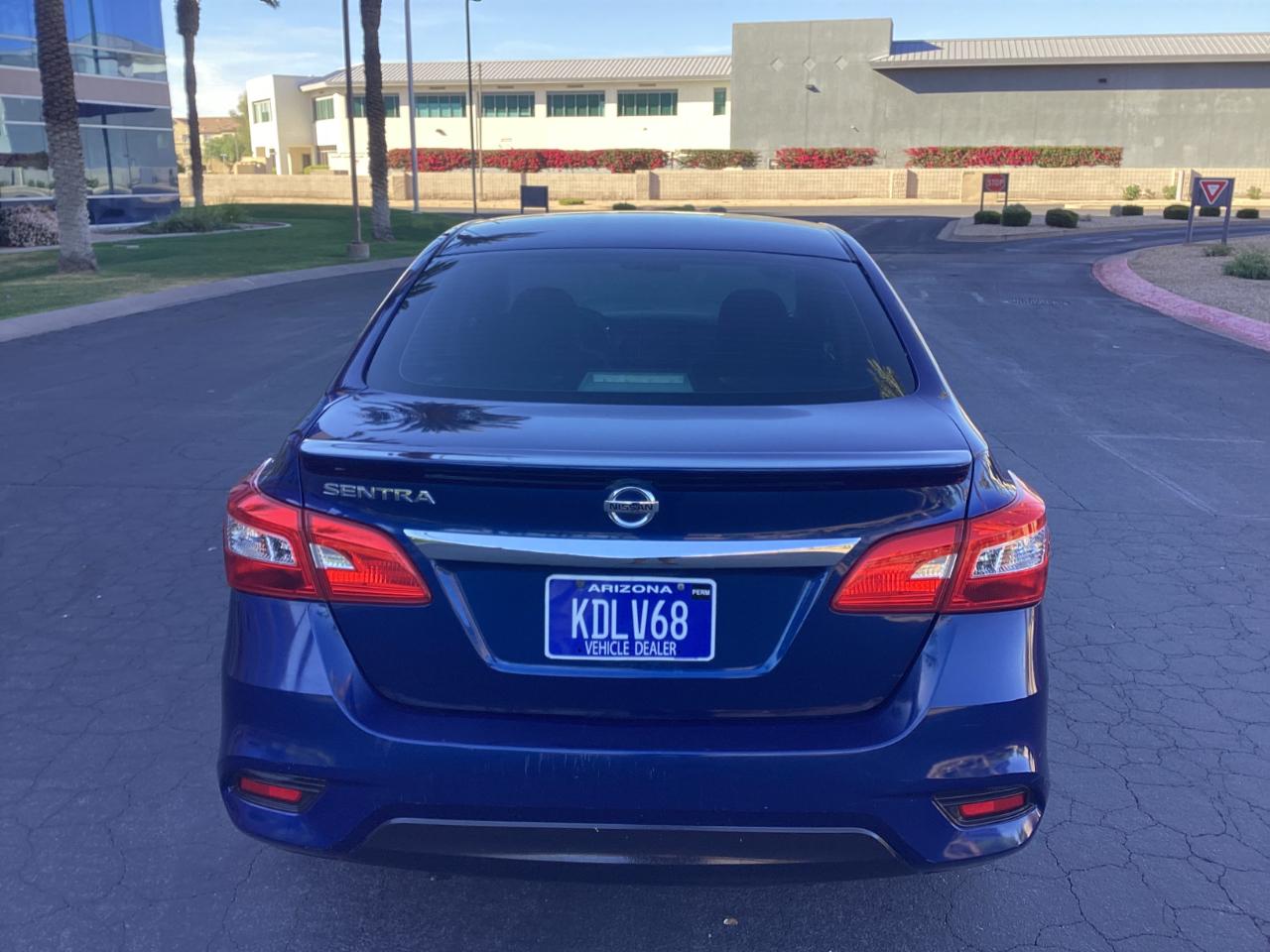 Nissan Sentra S CVT 2019