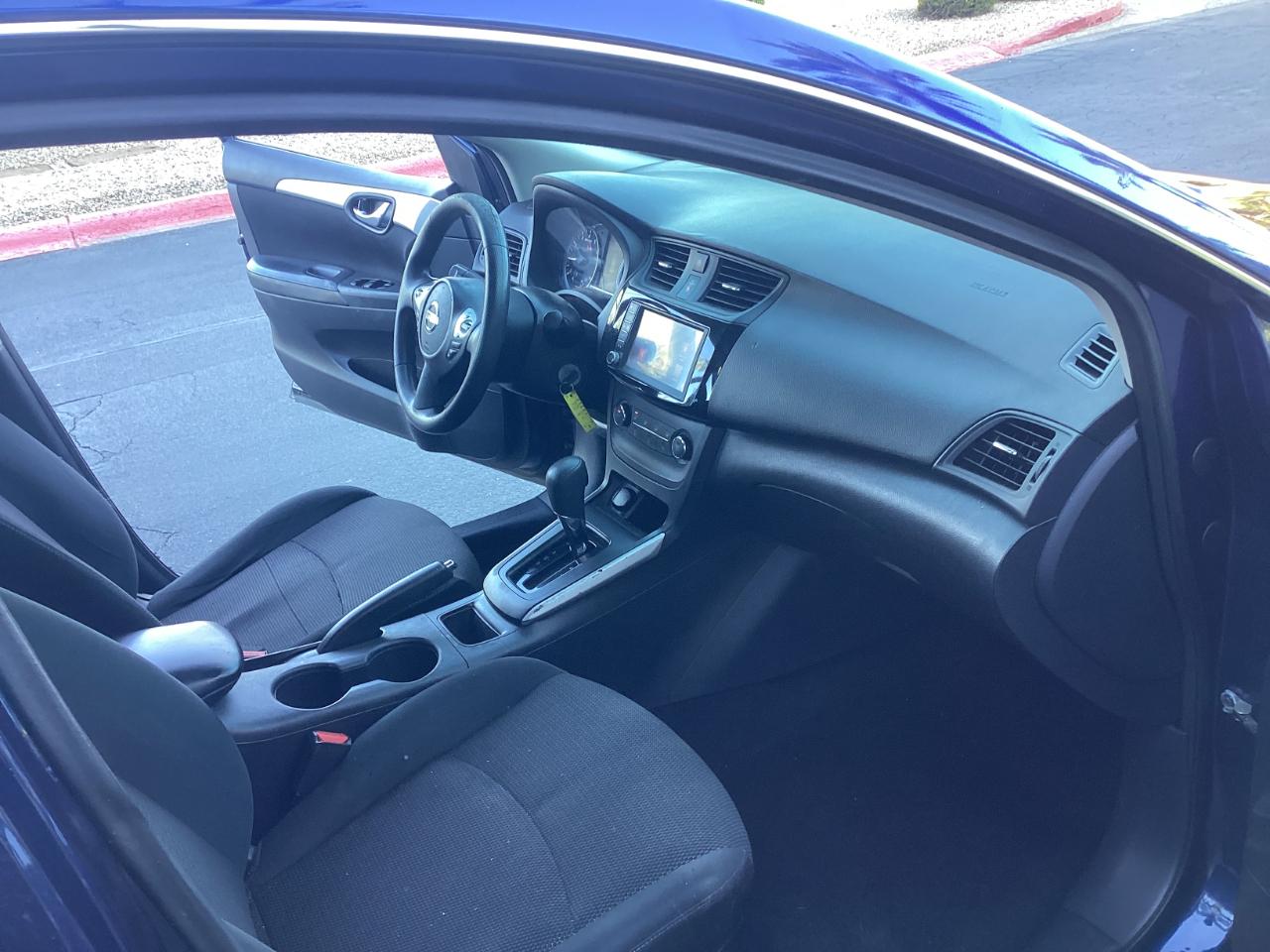 Nissan Sentra S CVT 2019