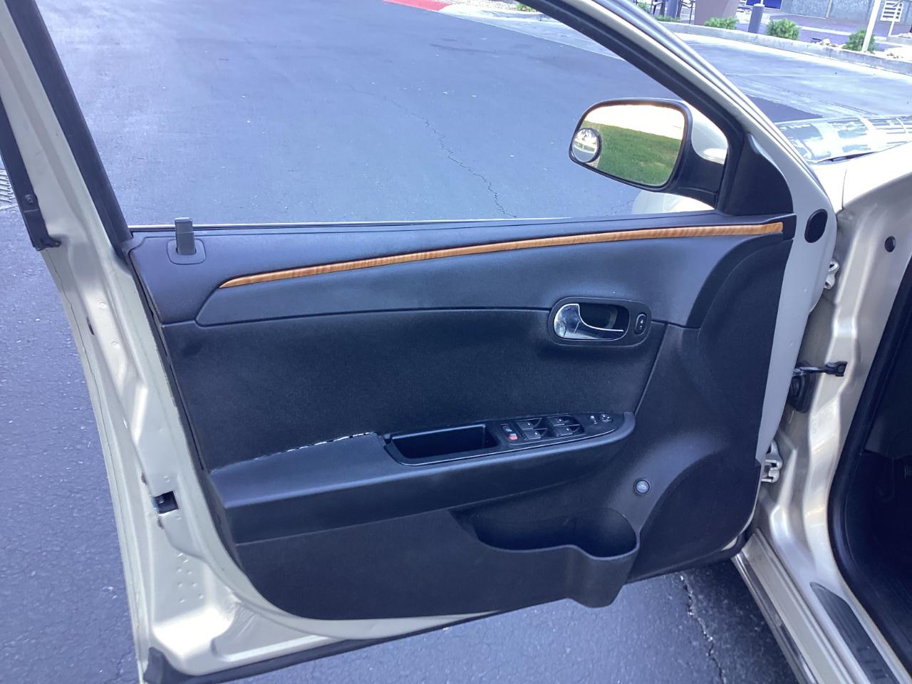 Chevrolet Malibu 2LT 2011