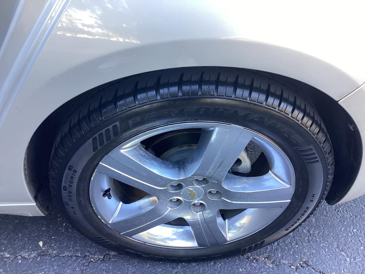 Chevrolet Malibu 2LT 2011