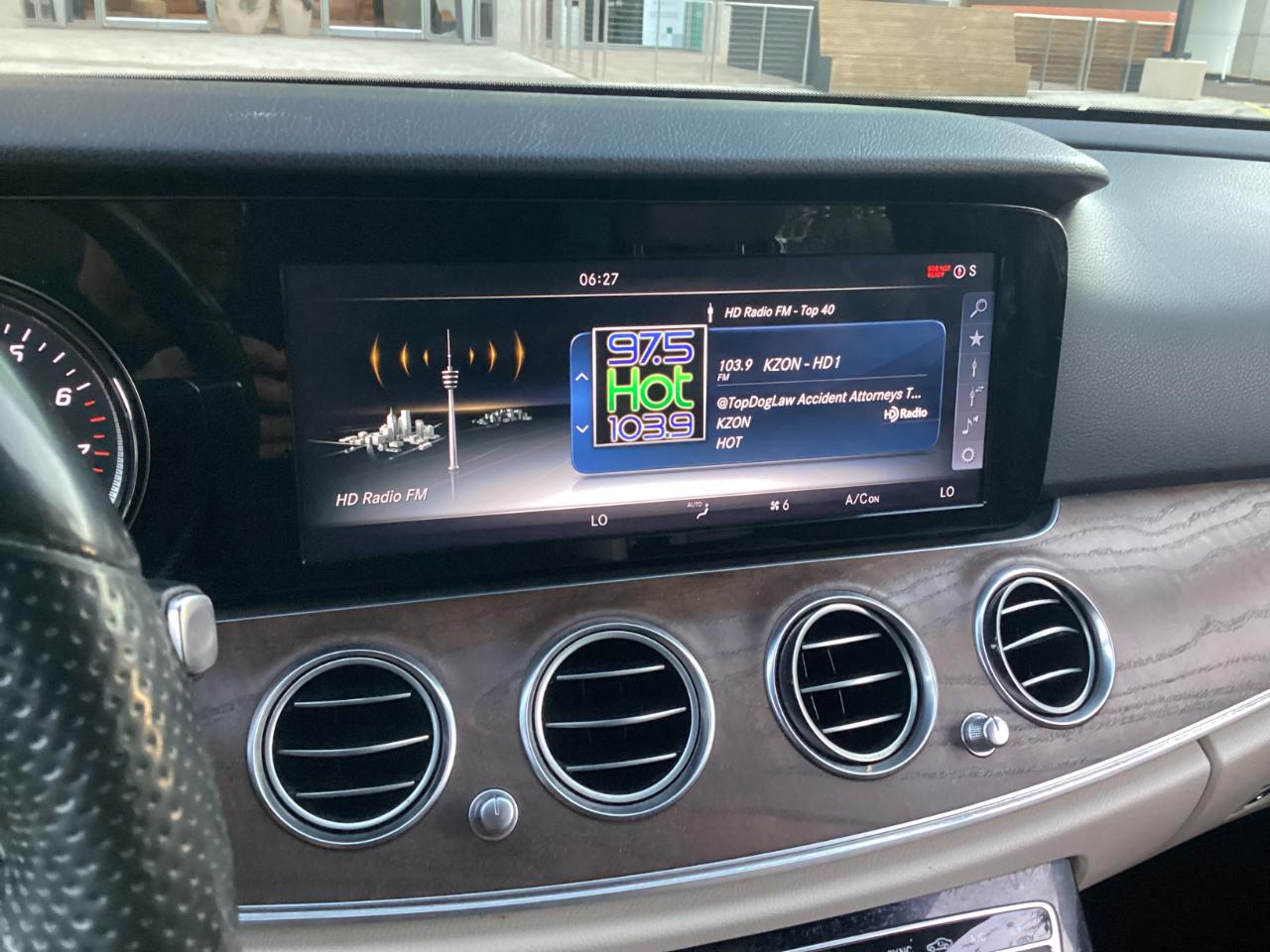 Mercedes-Benz E-Class E300 Luxury Sedan 2017