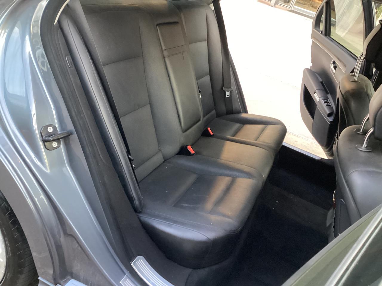 Mercedes-Benz S-Class S550 2011