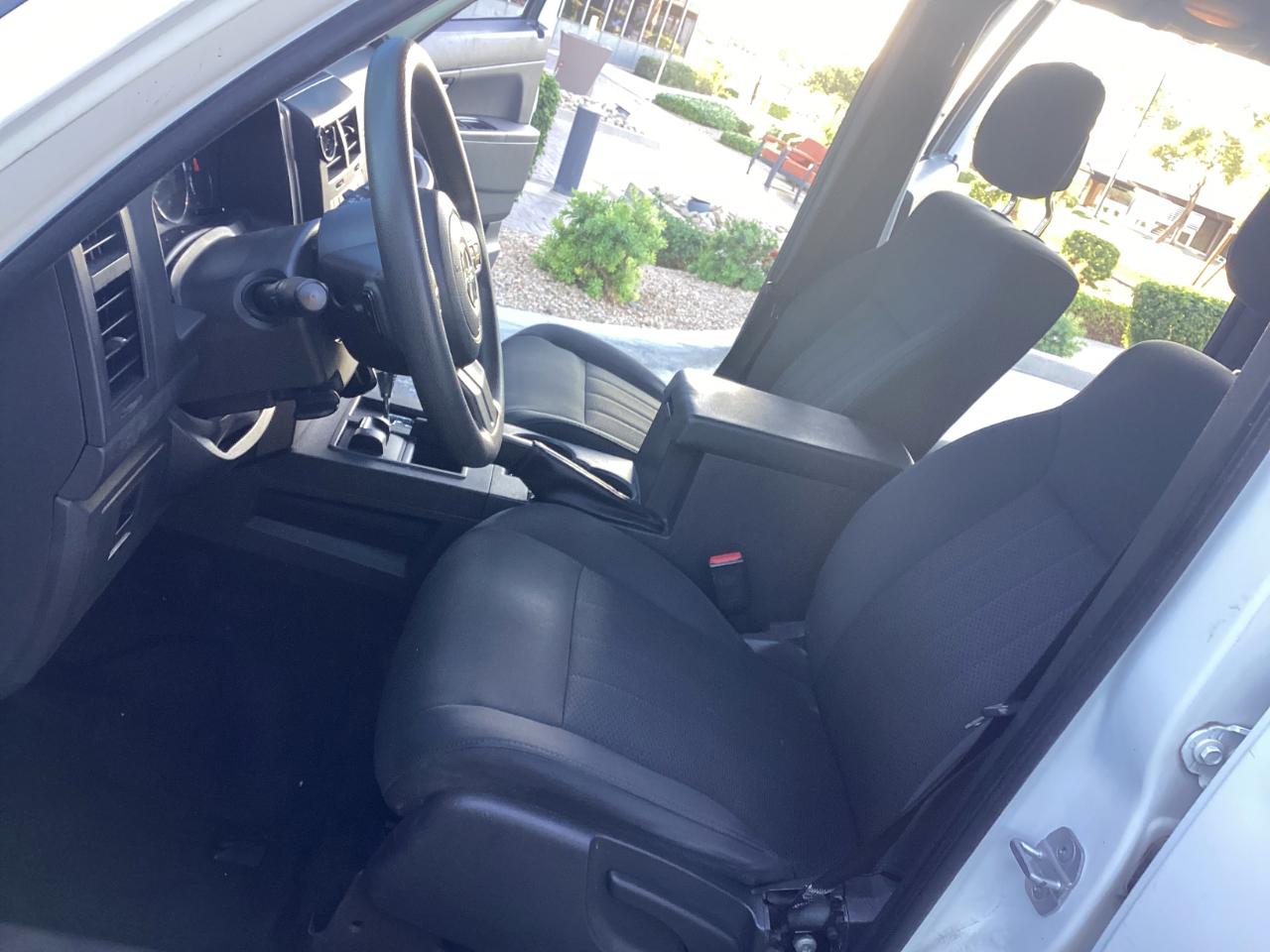 Jeep Liberty Sport 4WD 2012