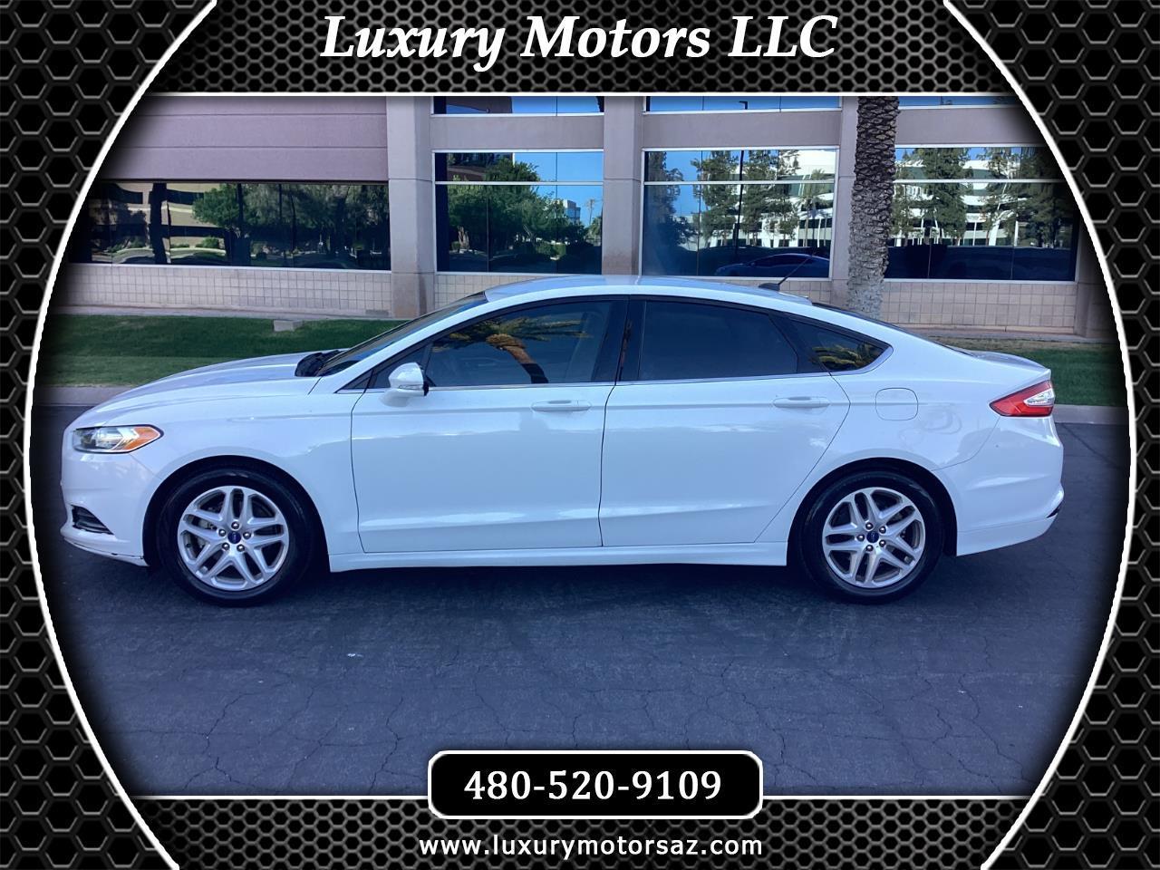 Ford Fusion SE 2015