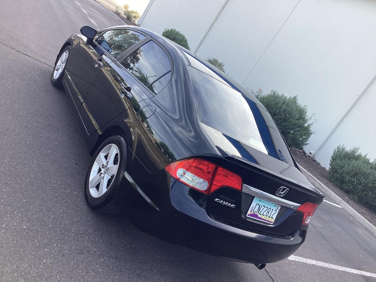 Honda Civic LX-S Sedan 5-Speed AT 2010