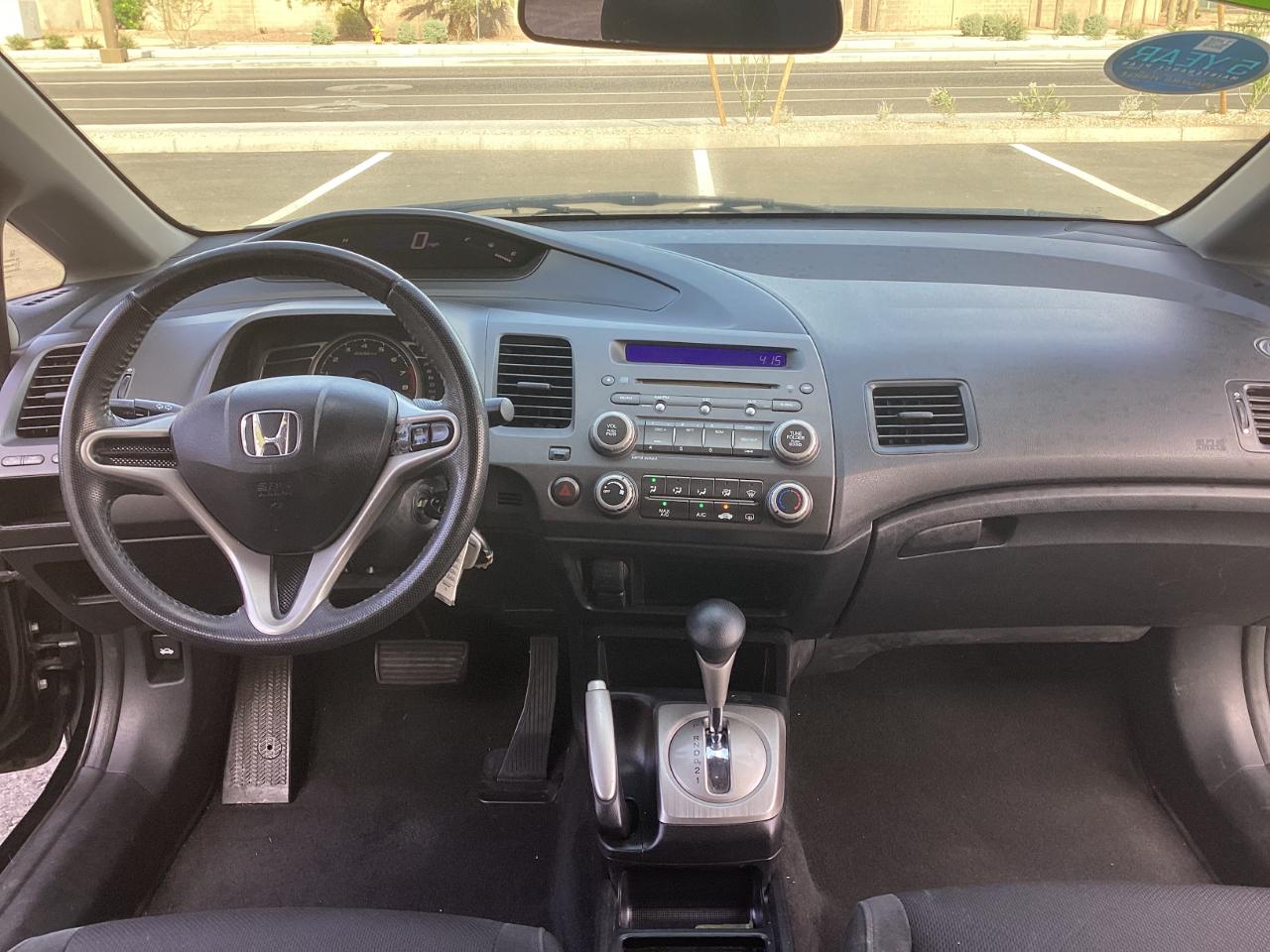 Honda Civic LX-S Sedan 5-Speed AT 2010