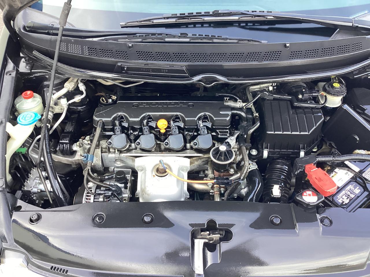 Honda Civic LX-S Sedan 5-Speed AT 2010