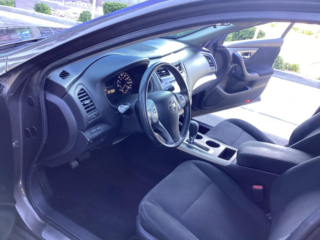 Nissan Altima 2.5 SV 2015