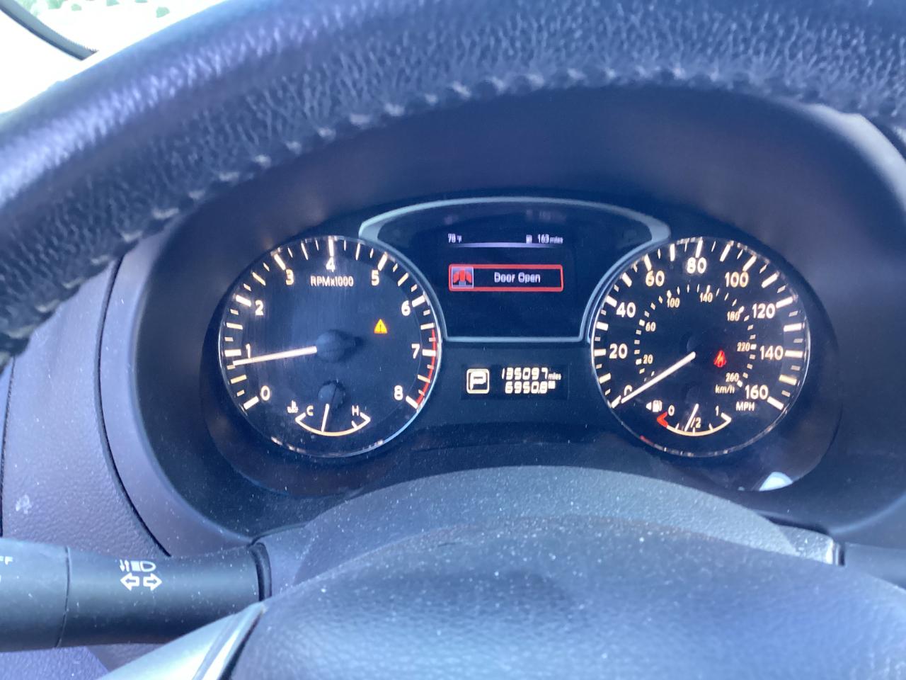 Nissan Altima 2.5 SV 2015