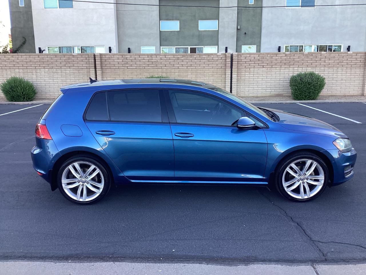 Volkswagen Golf TSI S 6A 2017
